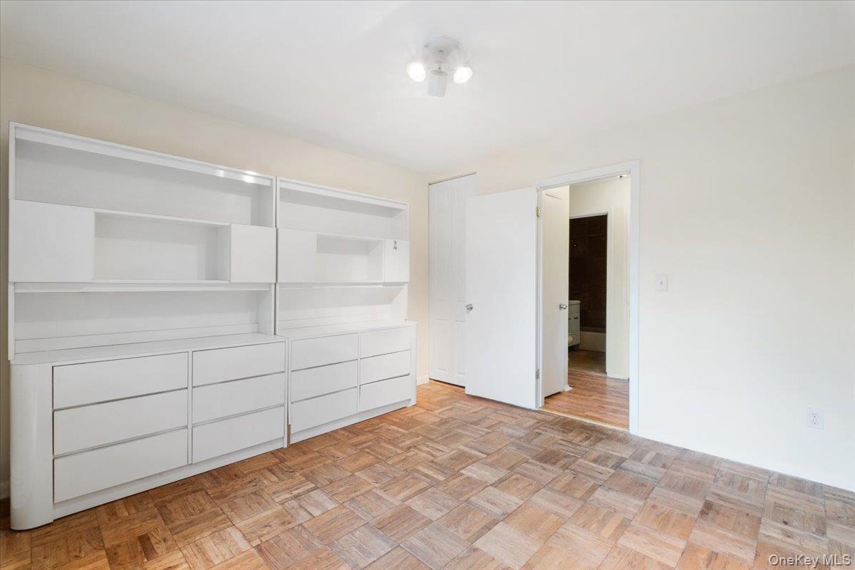 #19 photo, 356 Central Park Avenue, 纽约州 Scarsdale , NY 10583