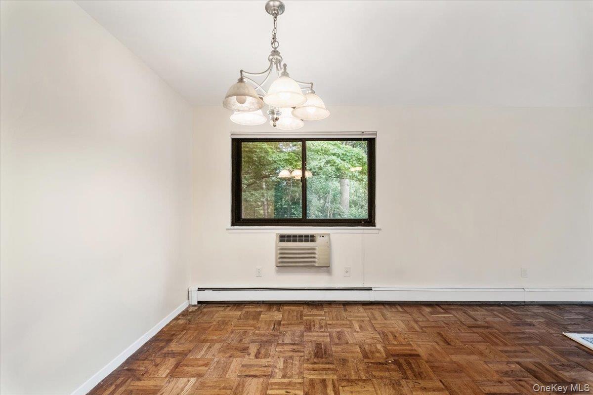 #6 photo, 356 Central Park Avenue, 纽约州 Scarsdale , NY 10583