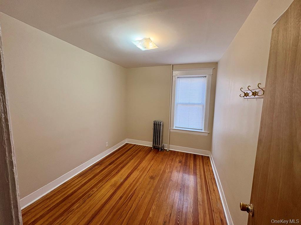 #3 photo, 106 Mclean Avenue, Yonkers , NY 10705