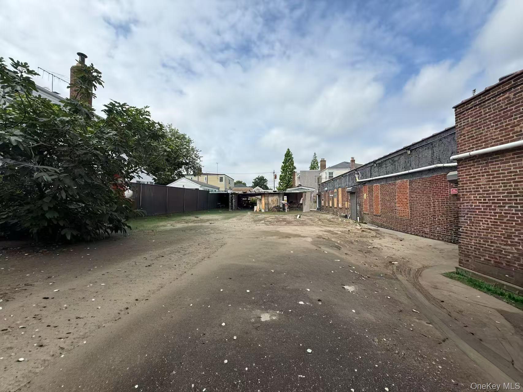 #1 photo, 4810 Clearview Expressway, 皇后區 Oakland Gardens , NY 11364