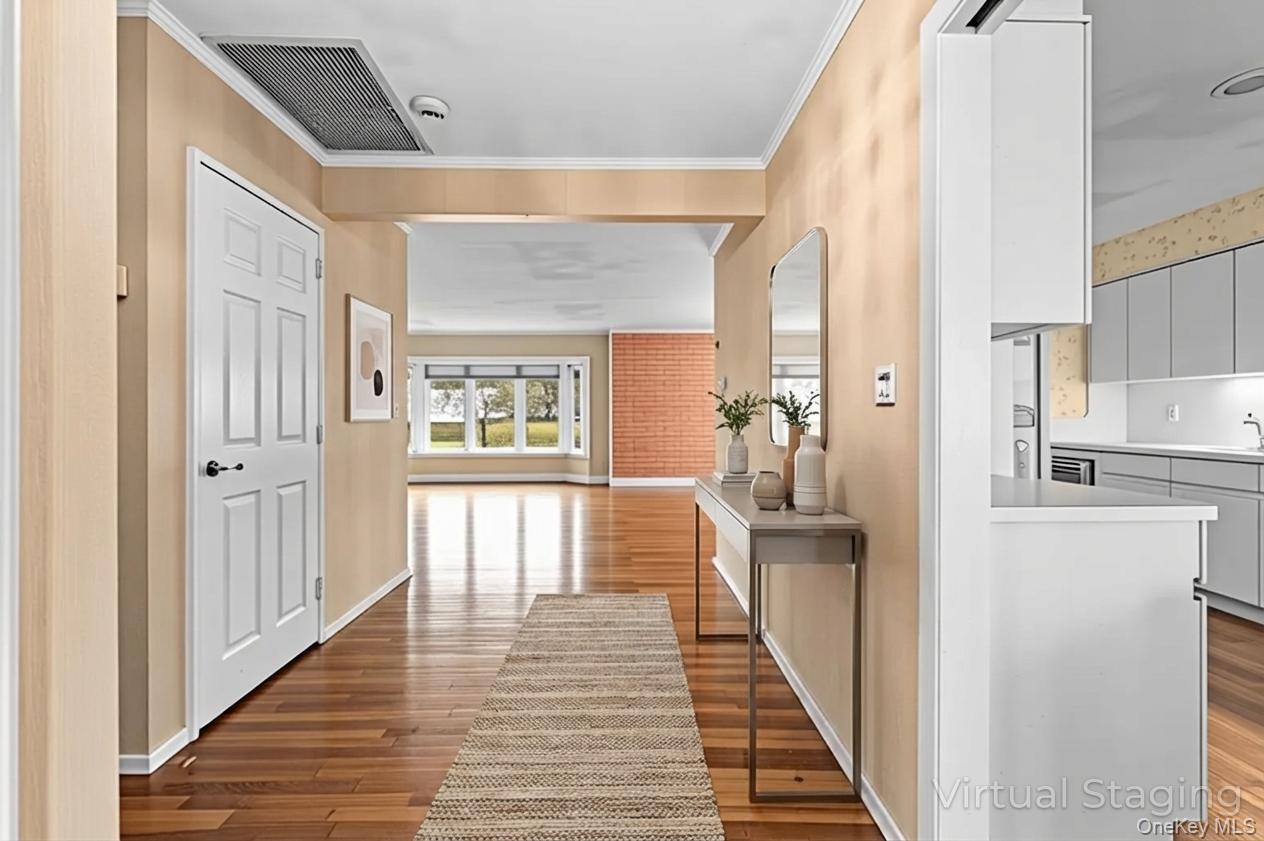 #3 photo, 38 Hazelwood Drive, 長島 傑里科 Jericho , NY 11753