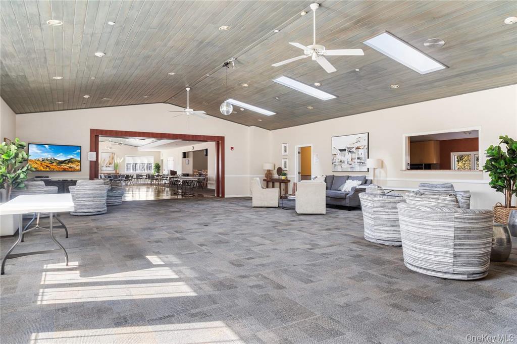 #3 photo, 1407 Middle Road, सफ़ोक काउंटी Calverton , NY 11933