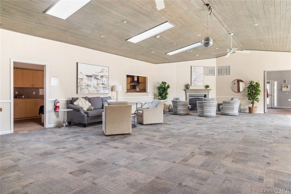 #5 photo, 1407 Middle Road, सफ़ोक काउंटी Calverton , NY 11933