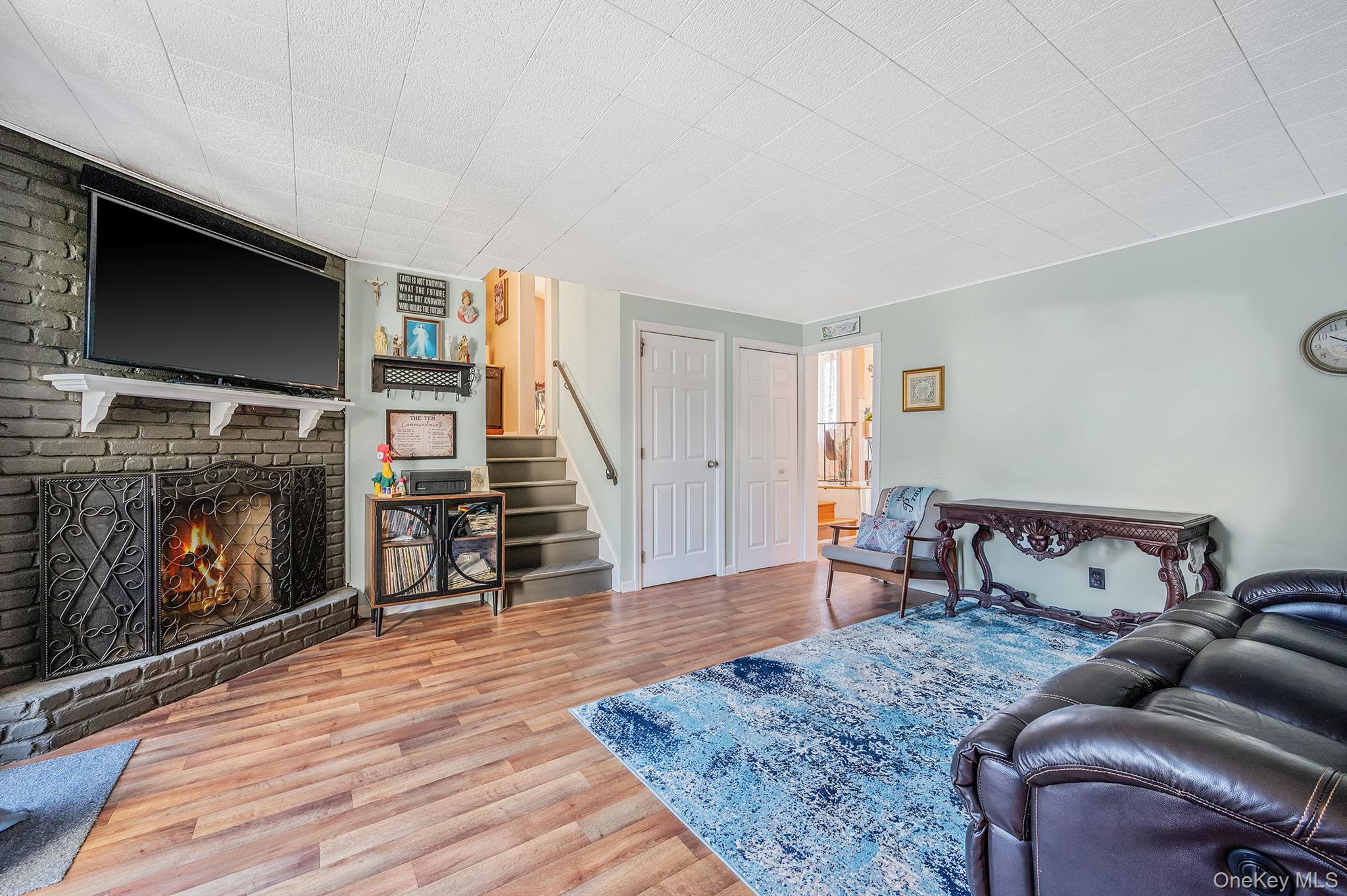 #14 photo, 268 W Shore Drive, 長島 Massapequa , NY 11758