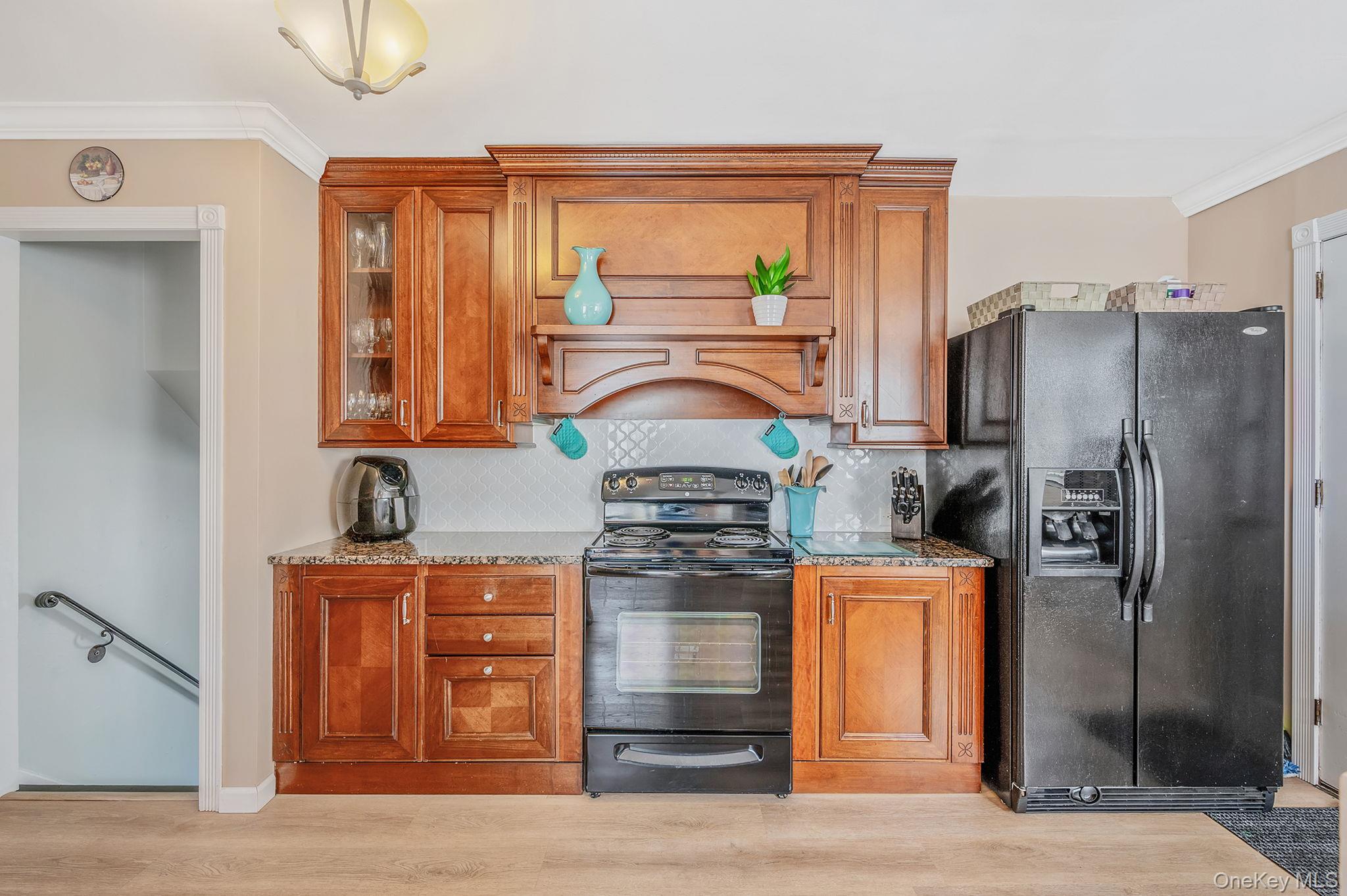 #8 photo, 268 W Shore Drive, 長島 Massapequa , NY 11758