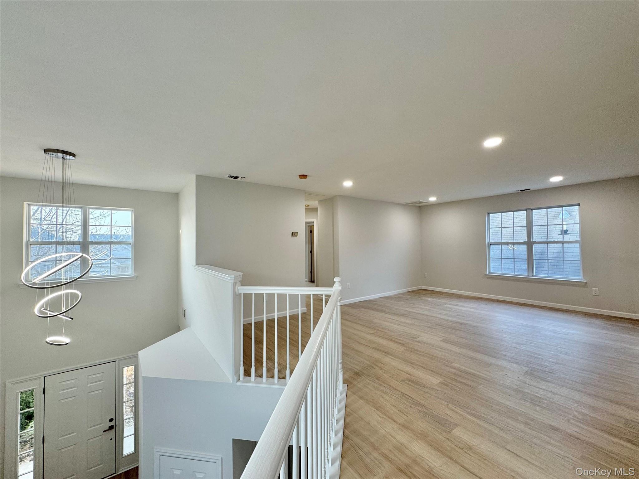 #19 photo, 12 Sophia Drive, 東長島 Middle Island , NY 11953