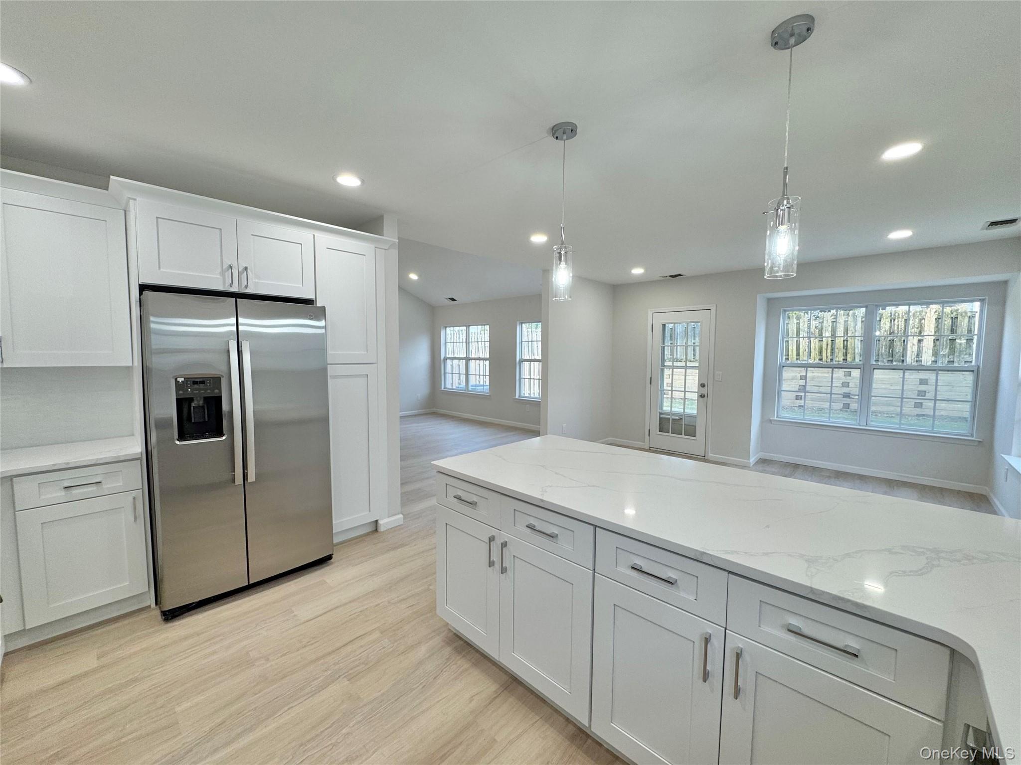 #9 photo, 12 Sophia Drive, 東長島 Middle Island , NY 11953