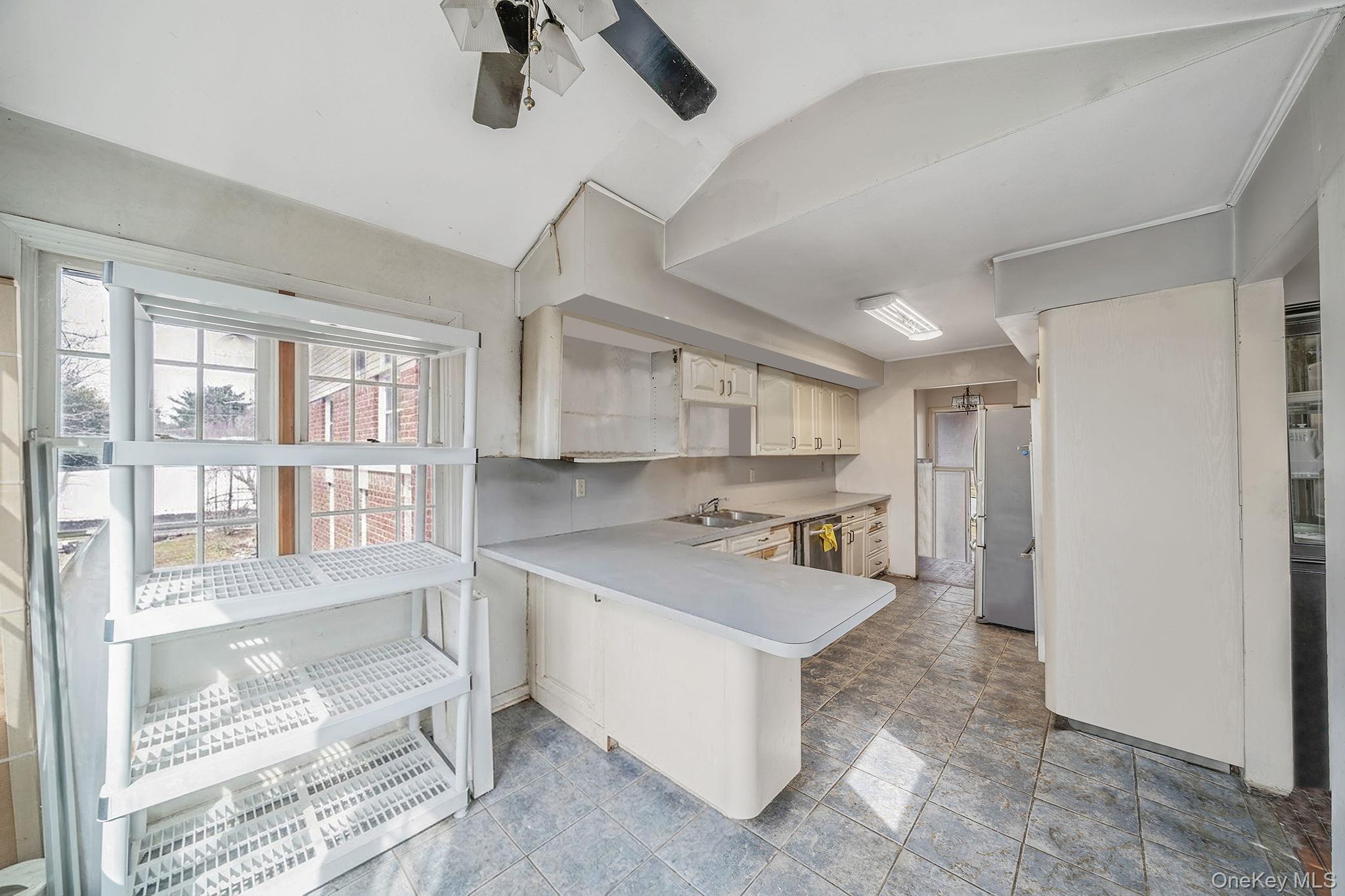 #19 photo, 7 Osage Drive, सफ़ोक काउंटी Huntington Station , NY 11746