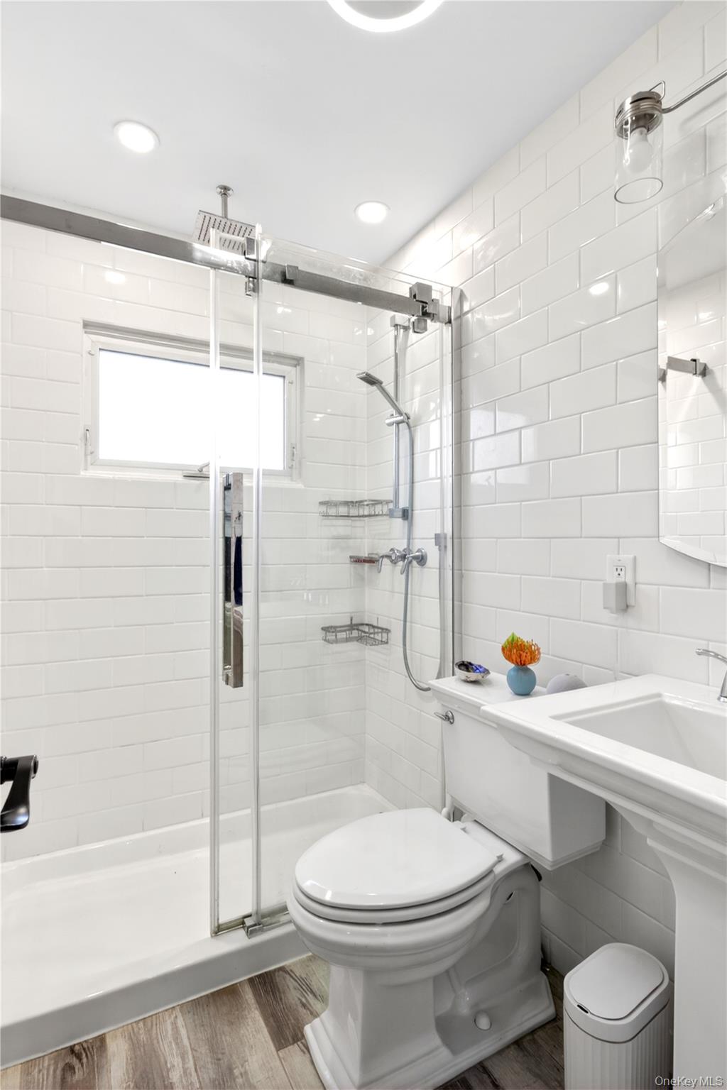 #16 photo, 175 Meadow Street, Garden City , NY 11530