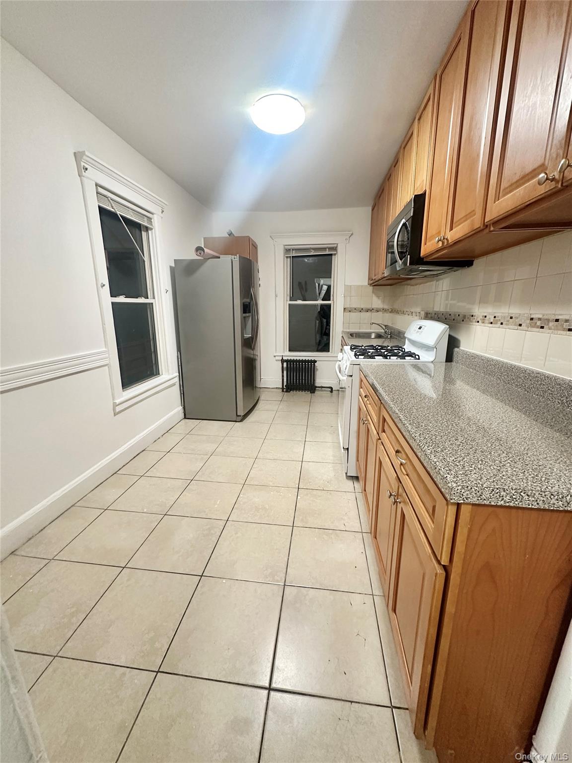 #8 photo, 525 E 5th Street, 뉴욕주 Mount Vernon , NY 10553