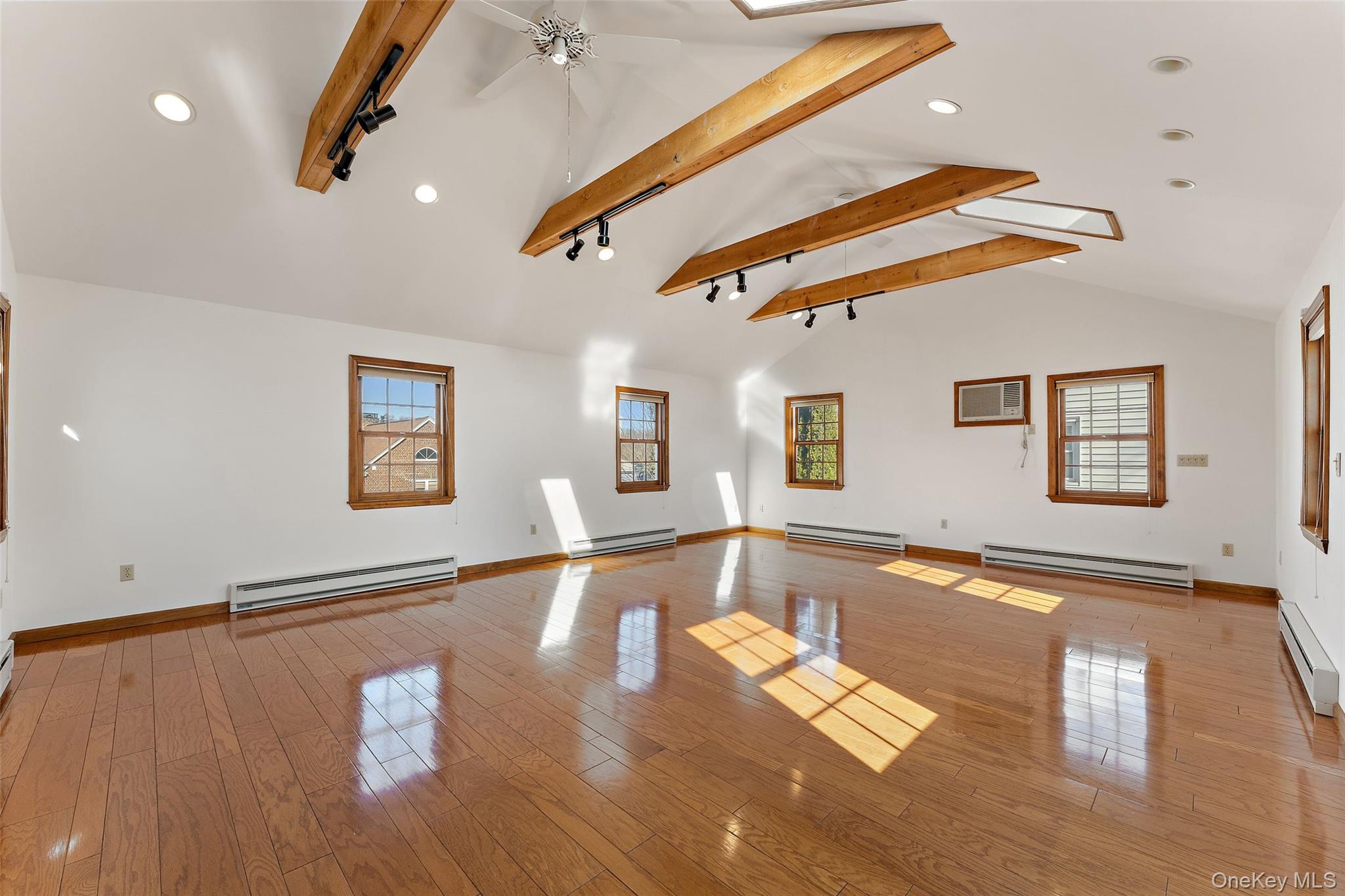 #17 photo, 1 Hoover Road, 뉴욕주 Yonkers , NY 10710