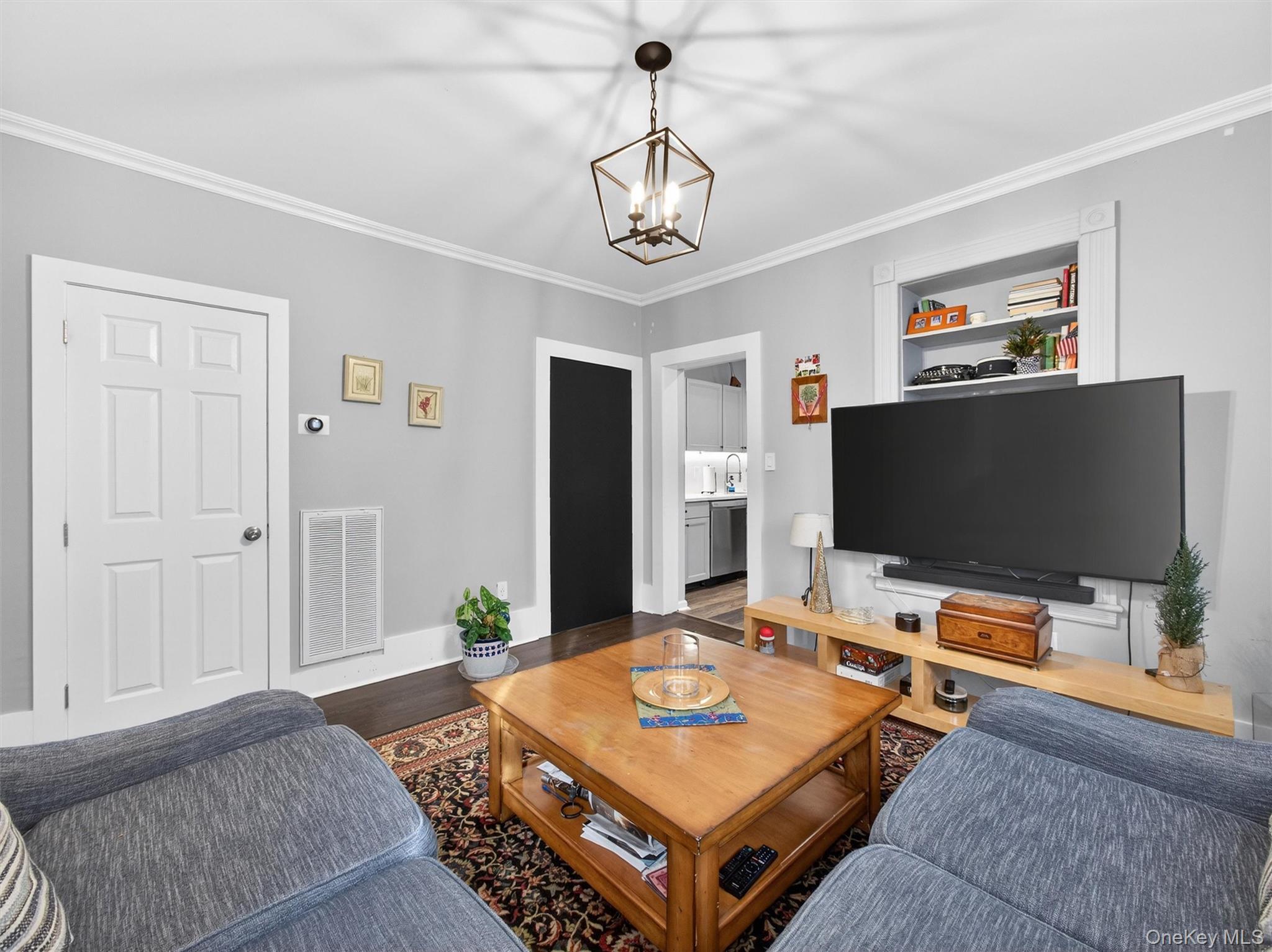 #7 photo, 24 E Park Place, 纽约州 Suffern , NY 10901