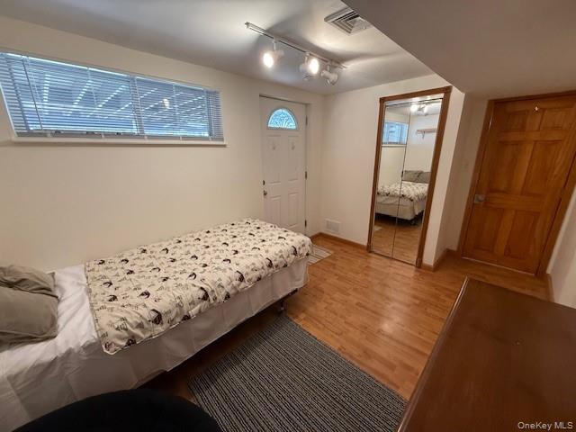 #3 photo, 5 Sage Court, Huntington Station , NY 11746