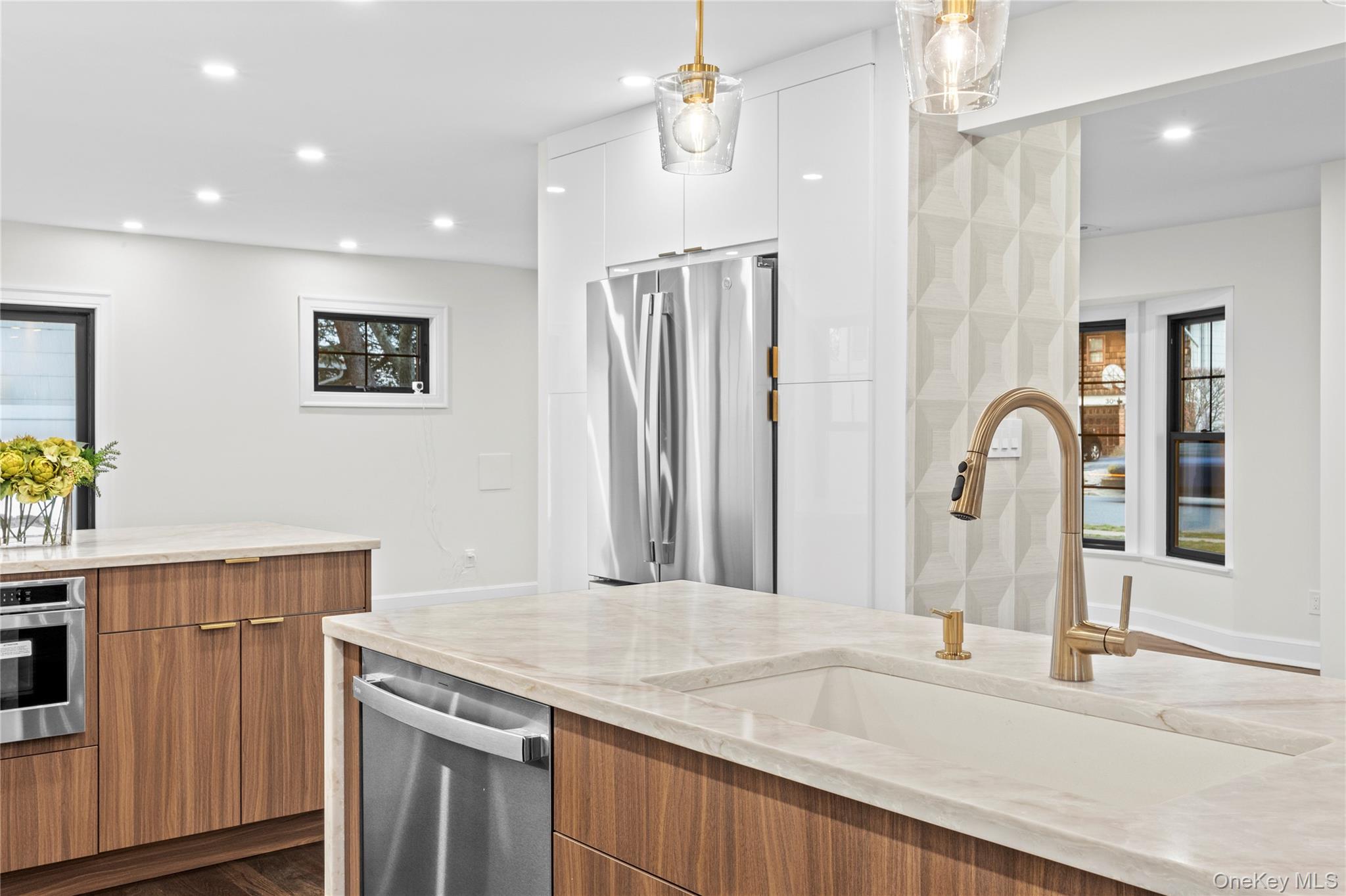 #10 photo, 3050 Judith Drive, 长岛 Bellmore , NY 11710