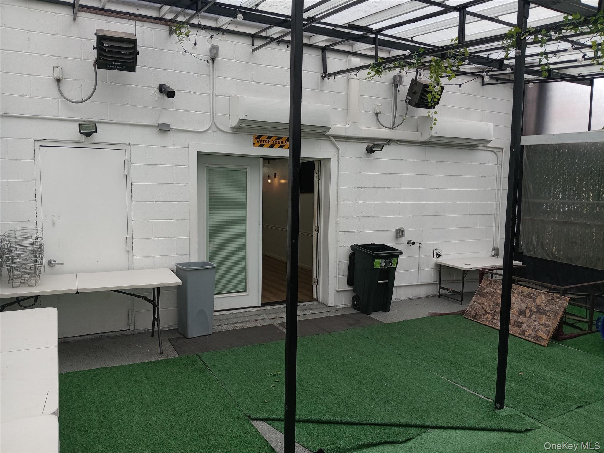 #9 photo, 2195 New England Thru Way, Bronx , NY 10475