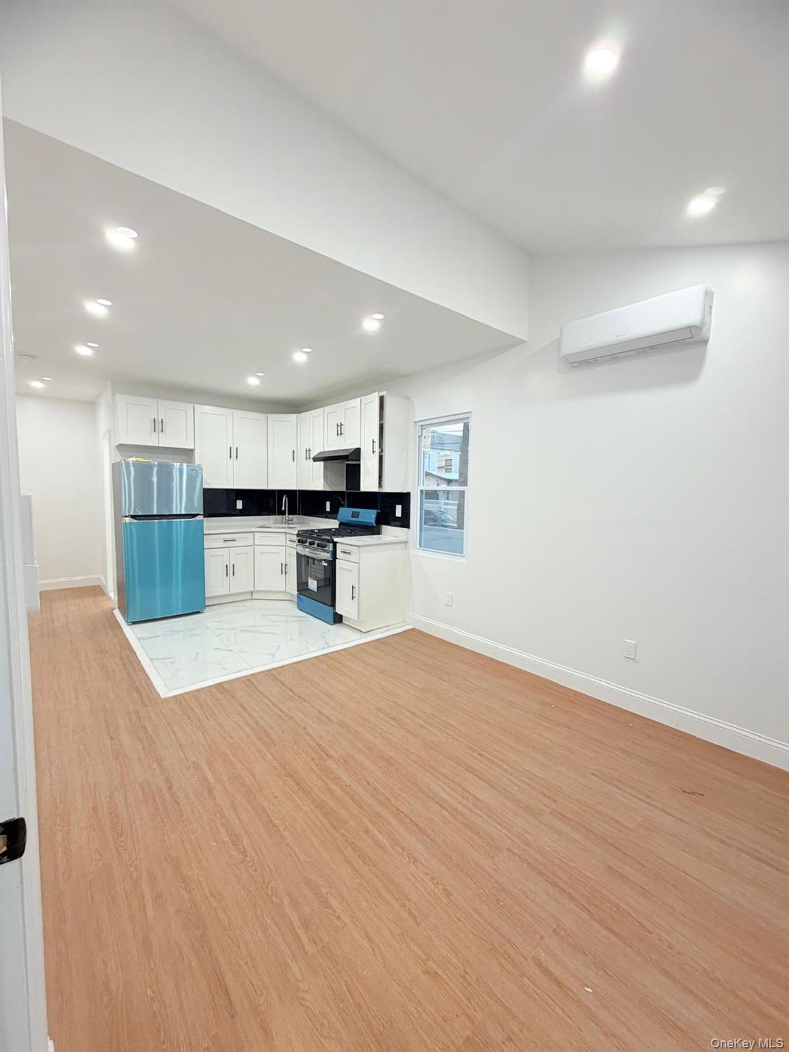 #3 photo, 14549 115th Avenue, 뉴욕퀸즈 Jamaica , NY 11436