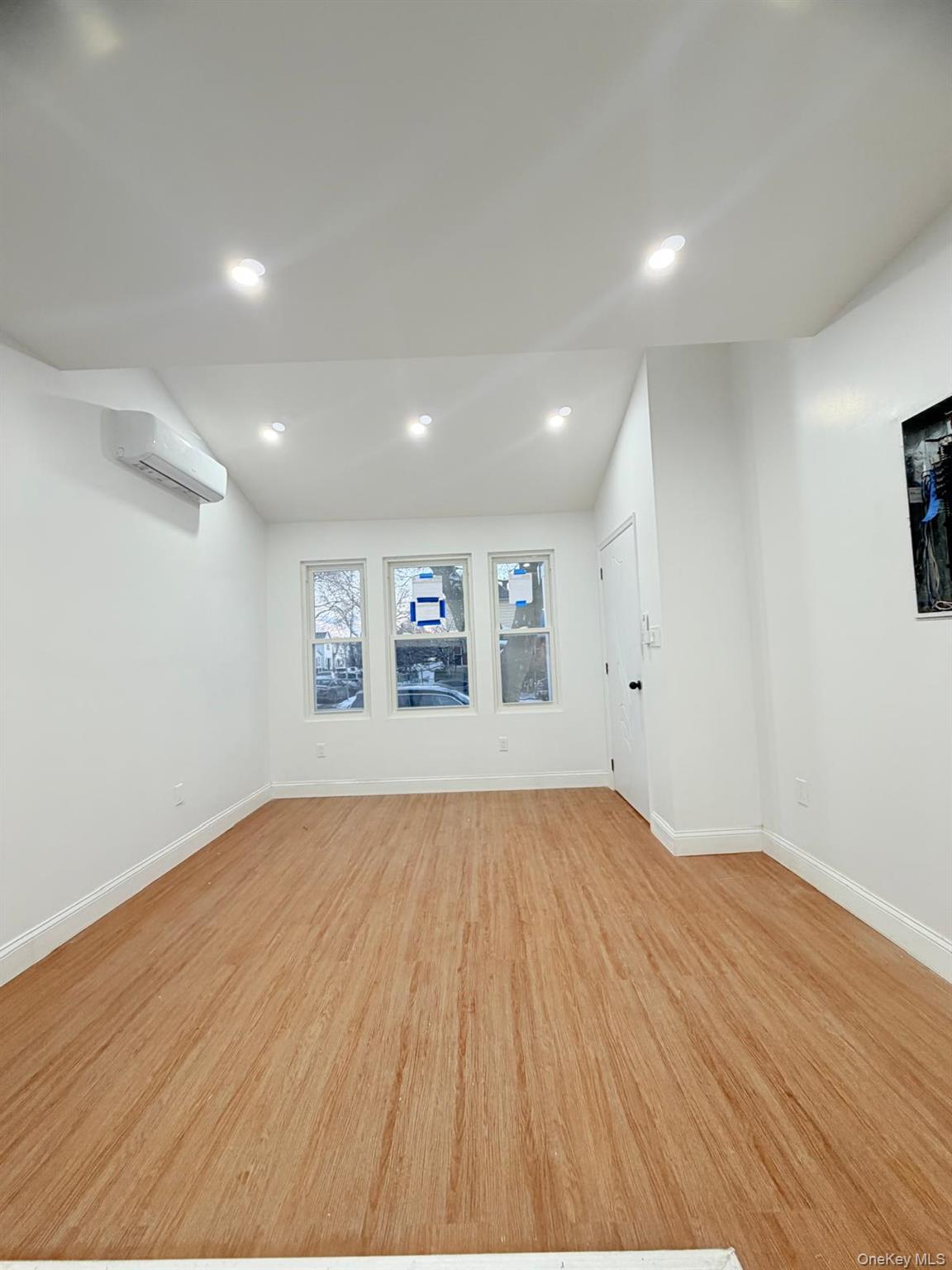 #5 photo, 14549 115th Avenue, 뉴욕퀸즈 Jamaica , NY 11436