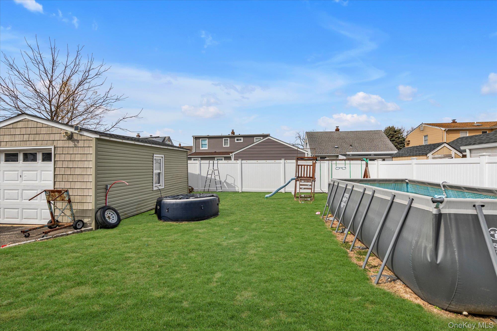 #13 photo, 2542 Wantagh Avenue, Wantagh , NY 11793