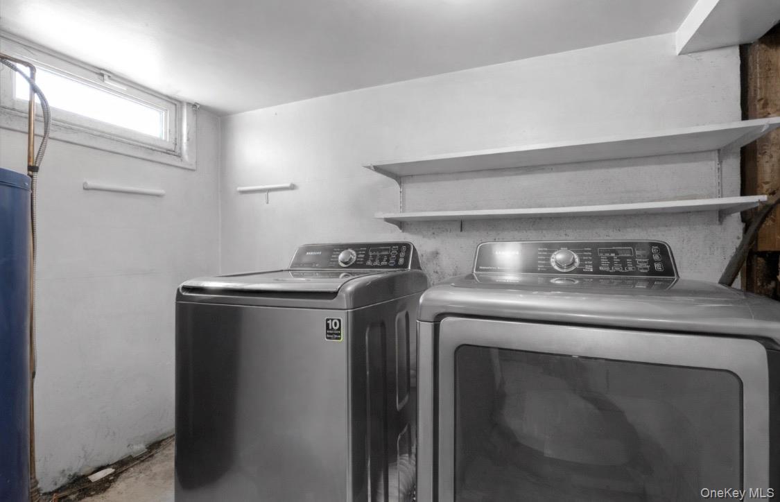 #11 photo, 15 Silverpine Drive, Amityville , NY 11701