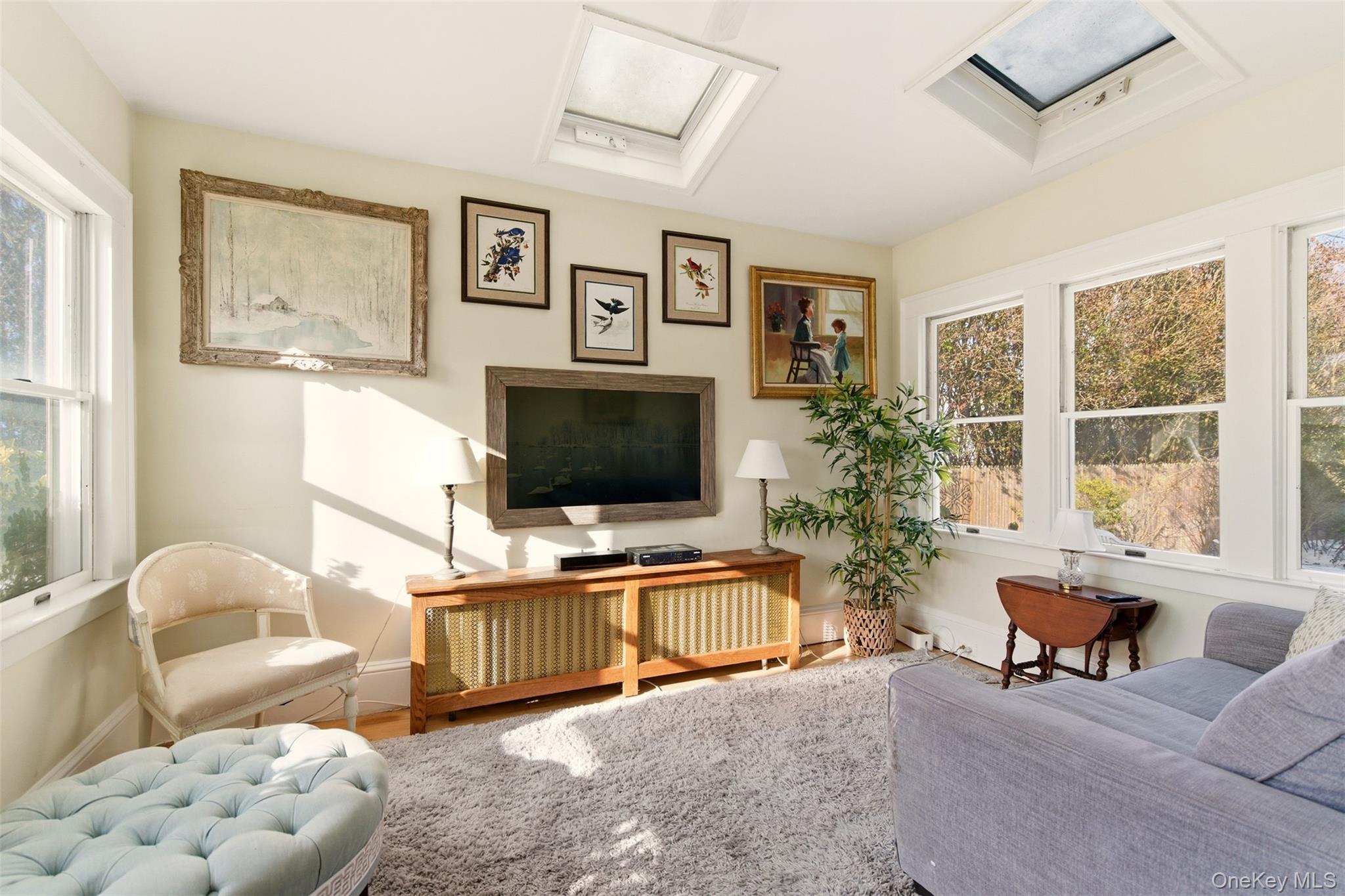 #8 photo, 5 Fenwick Street, سوفولك Greenlawn , NY 11740