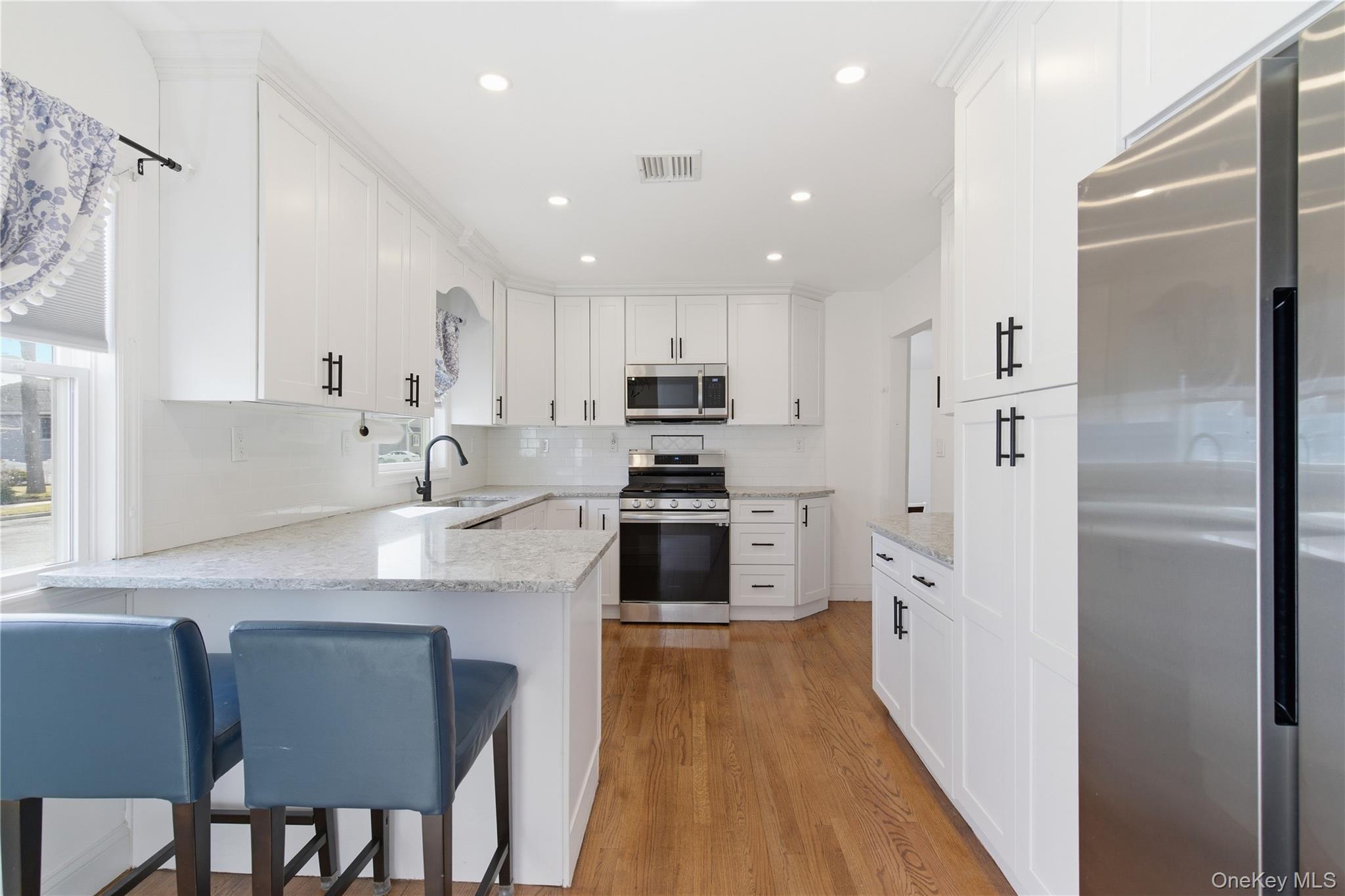 #5 photo, 111 Shepherd Street, Rockville Centre , NY 11570