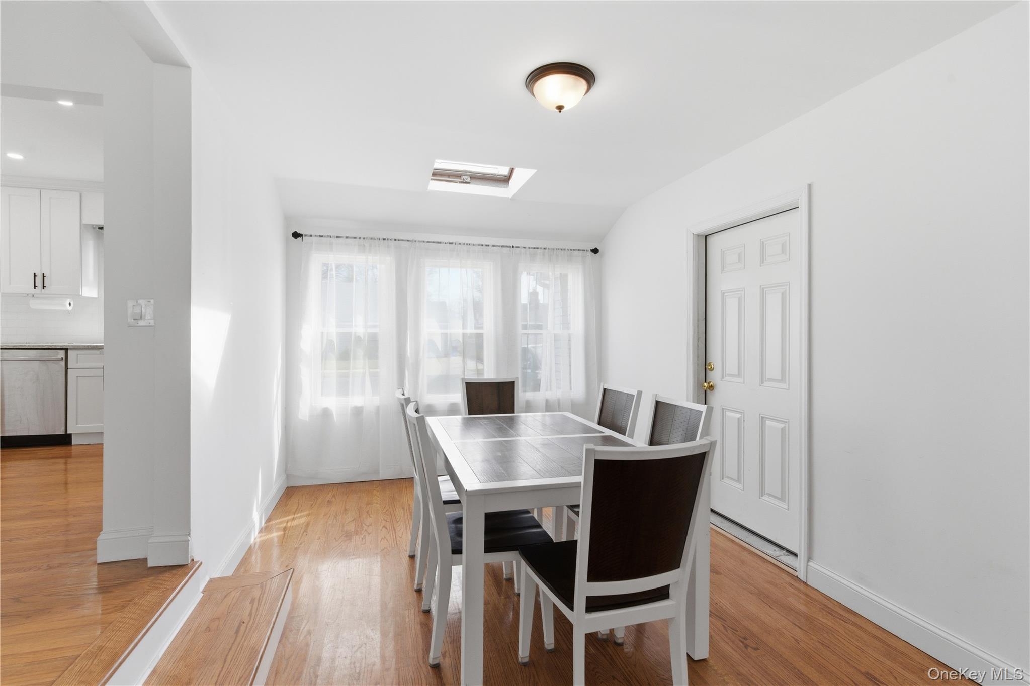 #9 photo, 111 Shepherd Street, Rockville Centre , NY 11570