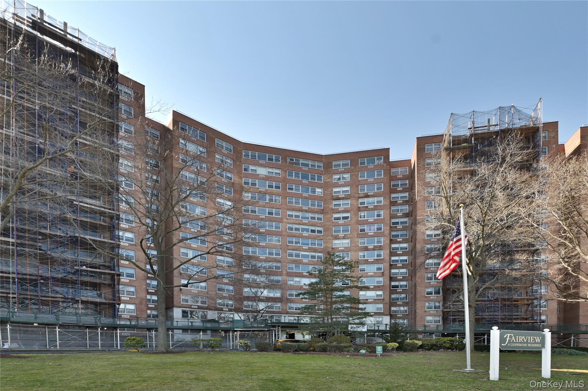 #11 photo, 61-20 Grand Central Parkway, Forest Hills , NY 11375