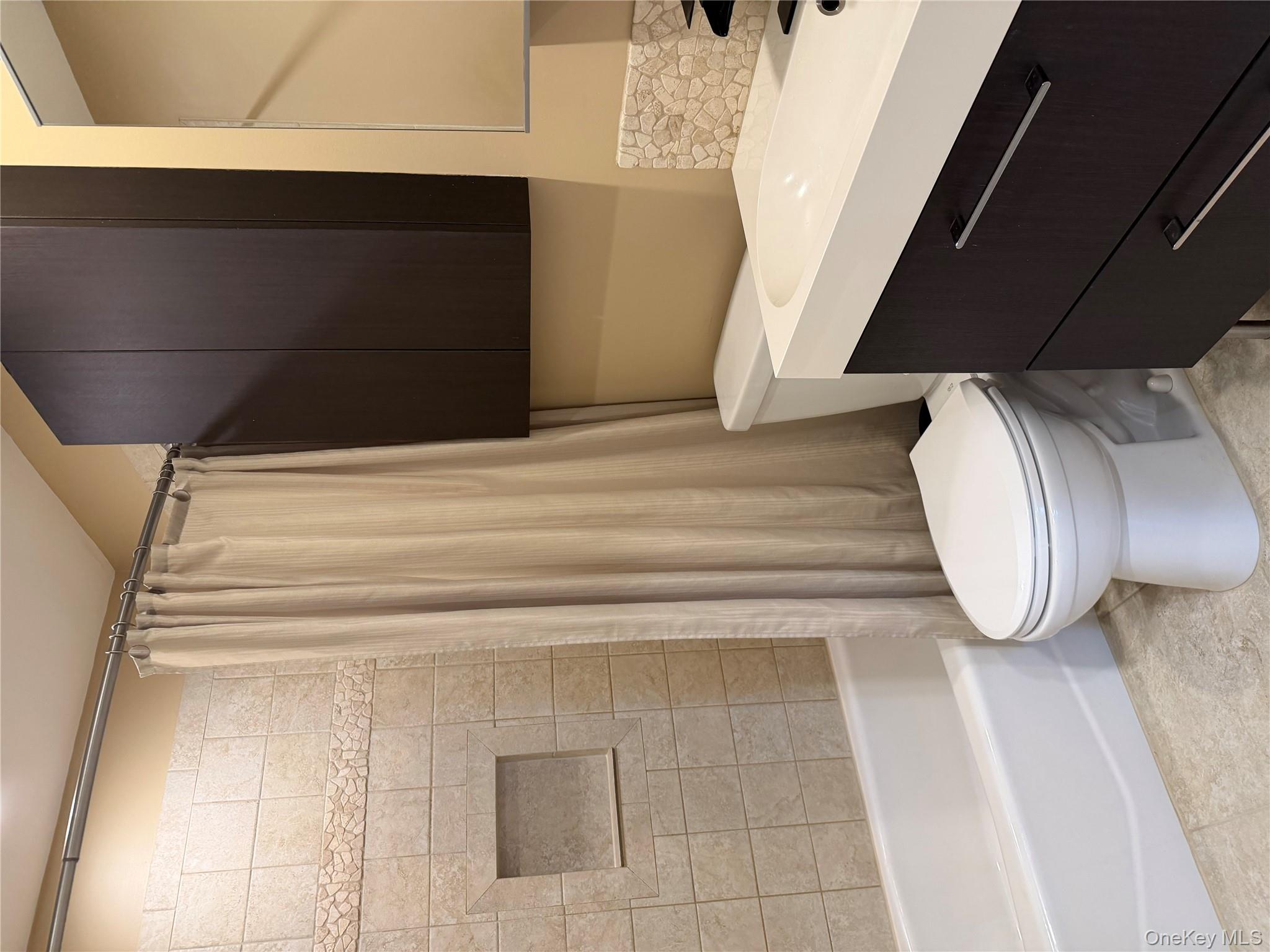 #19 photo, 6 Thorney Avenue, سوفولك Huntington Station , NY 11746