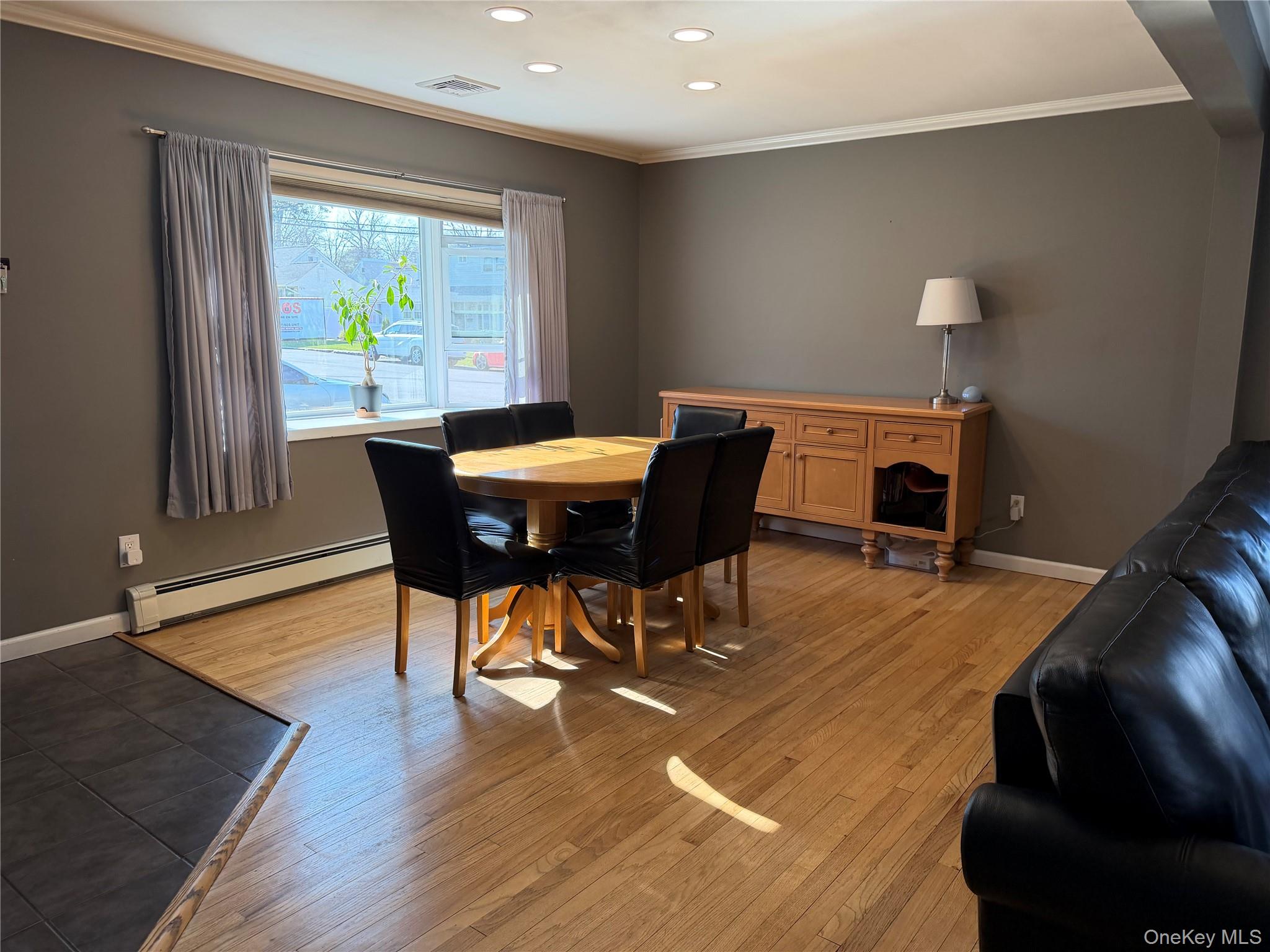 #6 photo, 6 Thorney Avenue, سوفولك Huntington Station , NY 11746