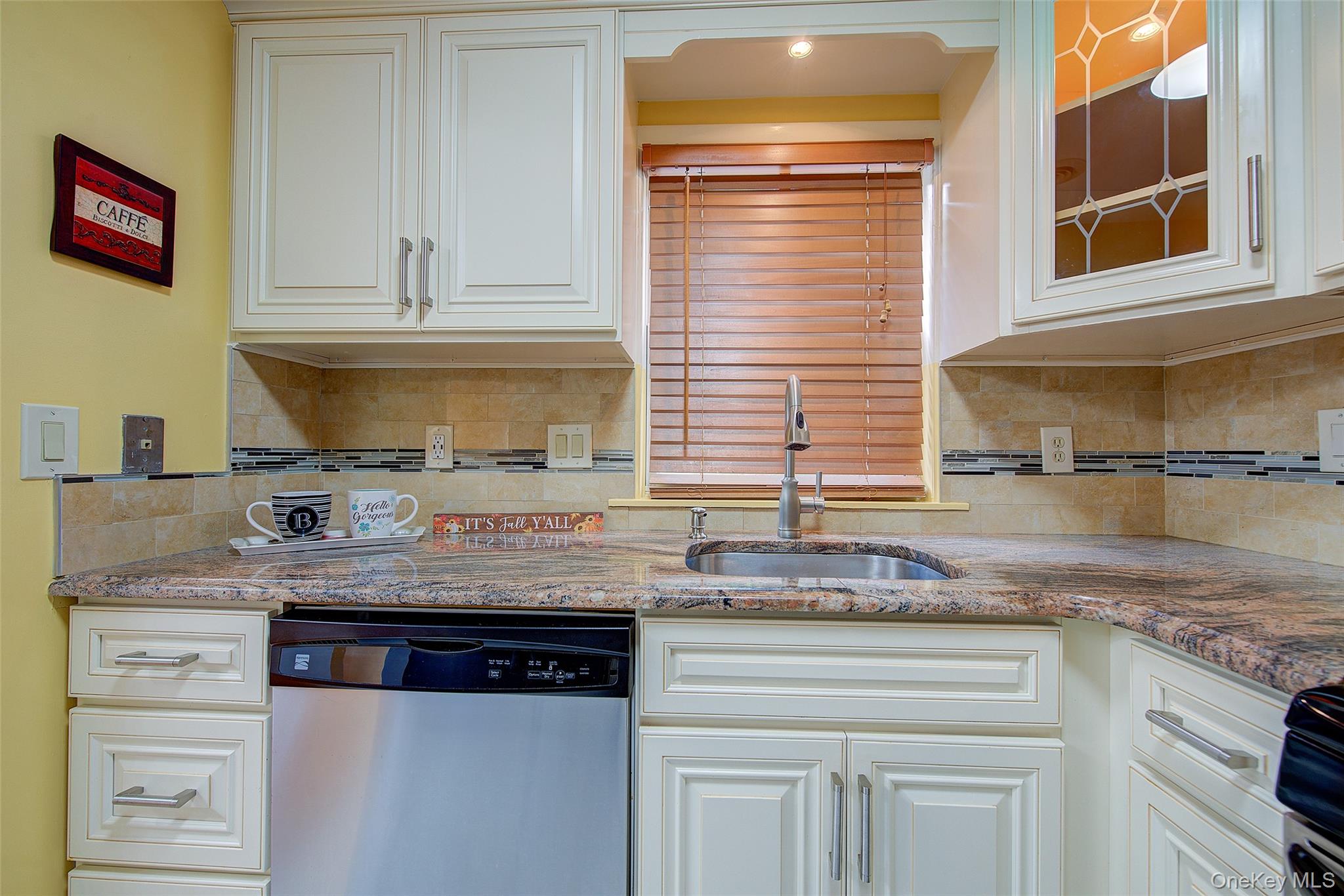 #9 photo, 41 Beechwood Avenue, 纽约州 Mount Vernon , NY 10553