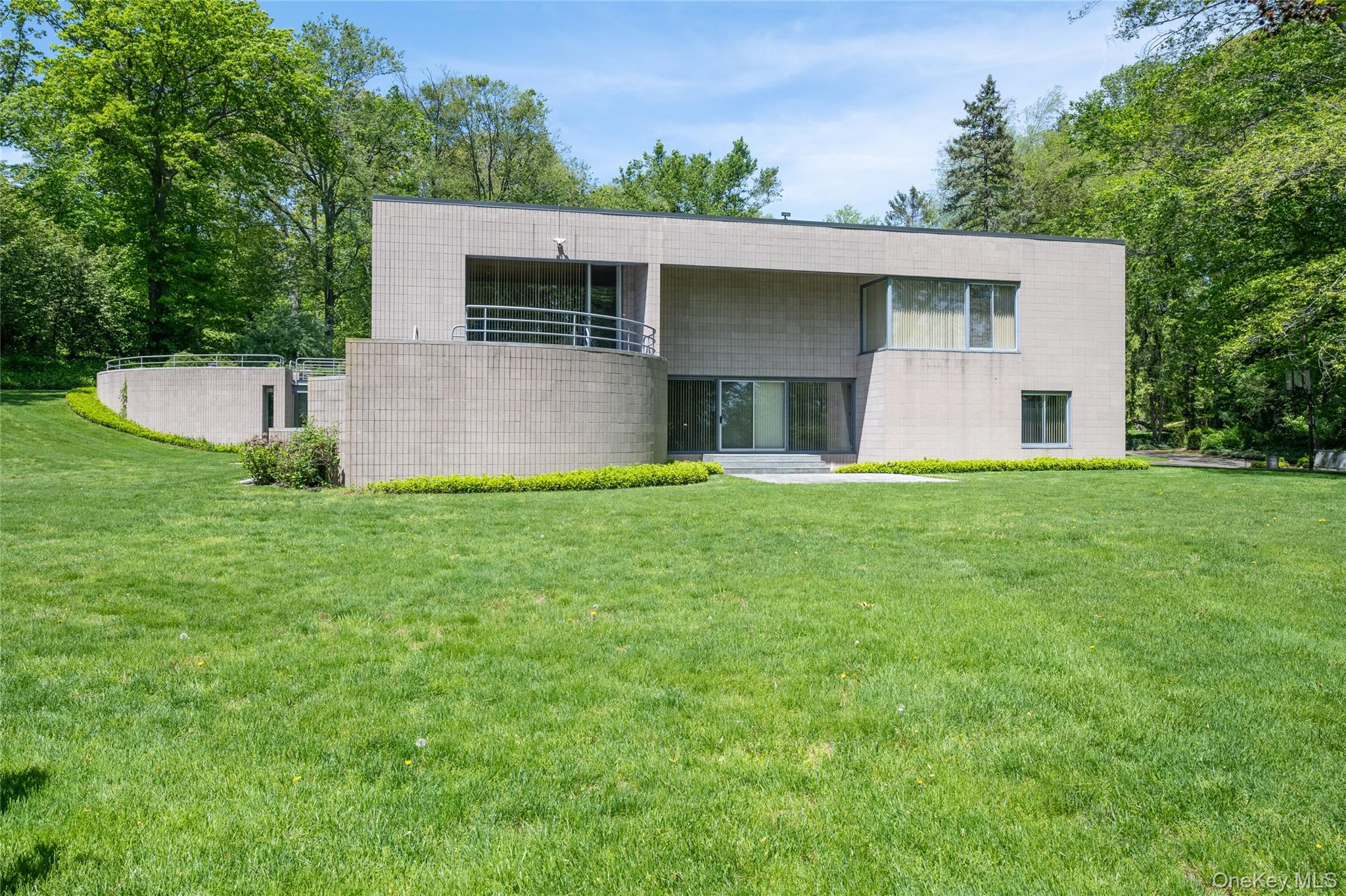 #5 photo, 3 Paddock Court, 長島 老西布雷 Old Westbury , NY 11568