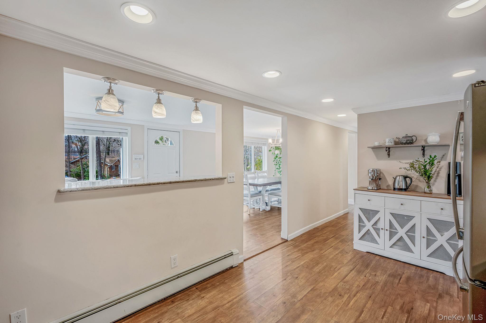 #16 photo, 5 Valley Circle, 東長島 Miller Place , NY 11764