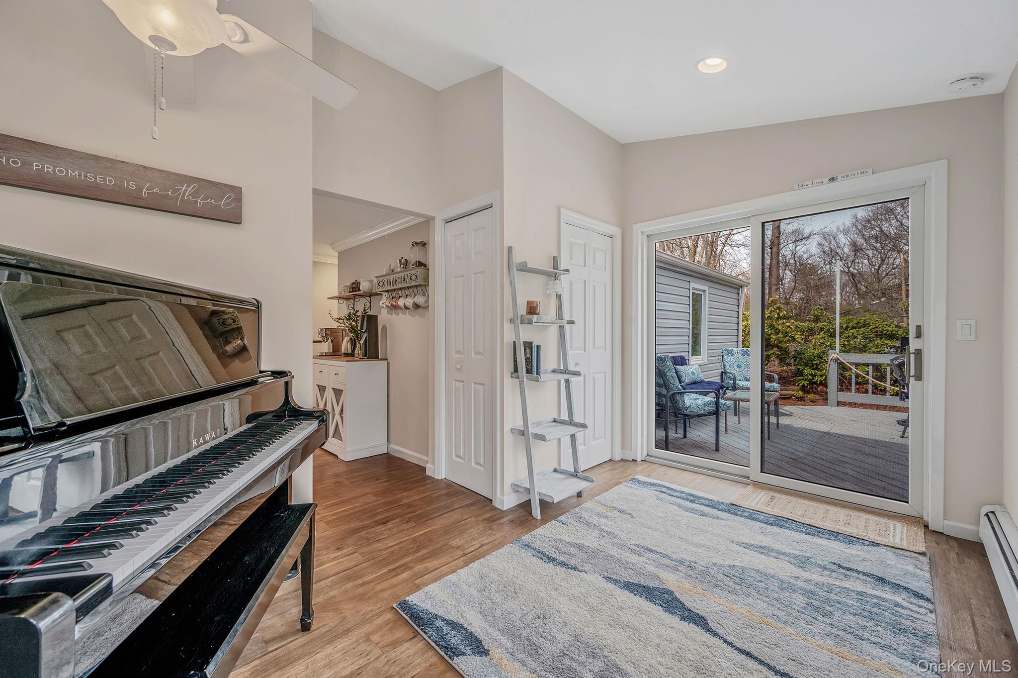 #18 photo, 5 Valley Circle, 東長島 Miller Place , NY 11764