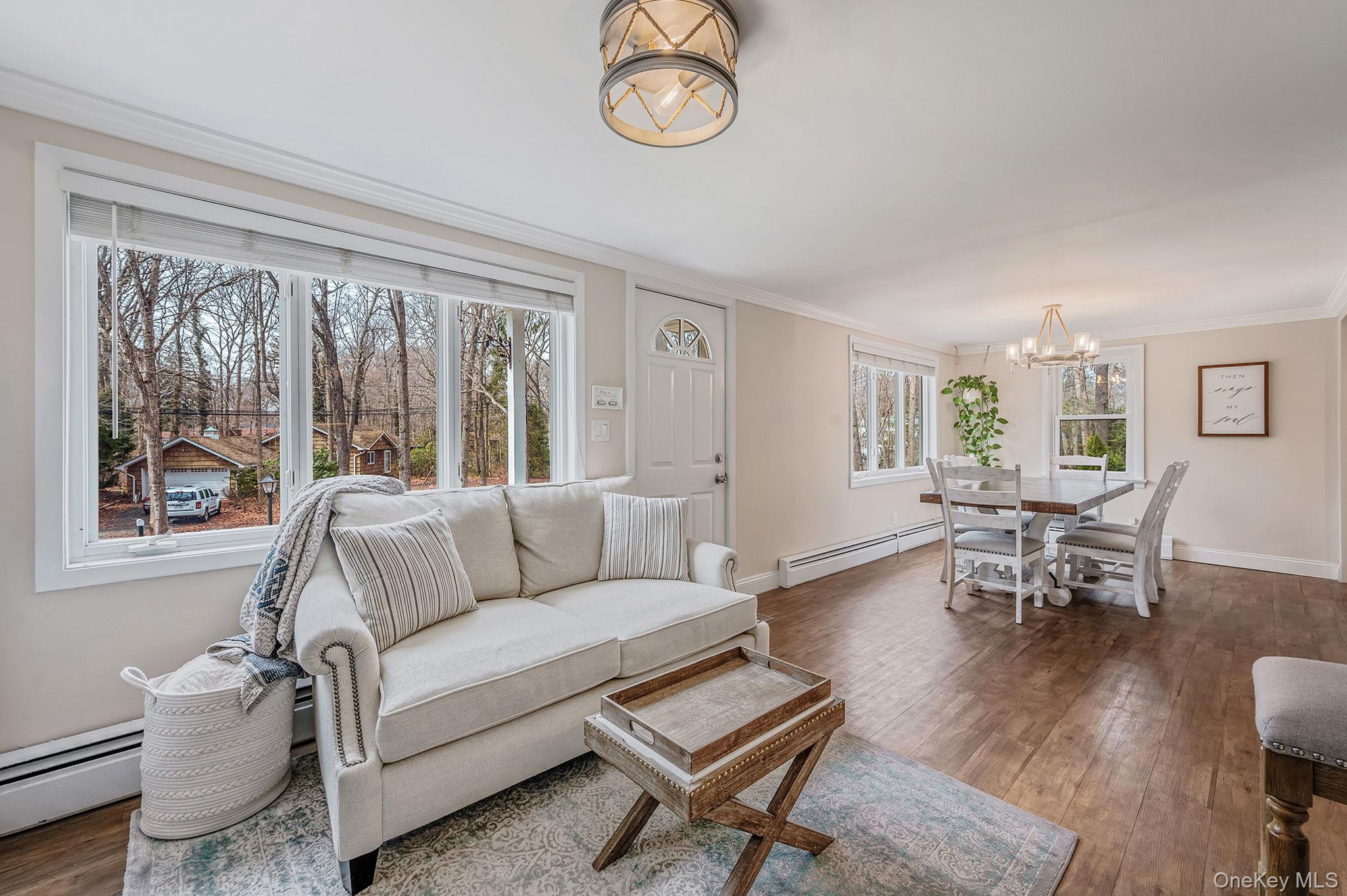 #7 photo, 5 Valley Circle, 東長島 Miller Place , NY 11764