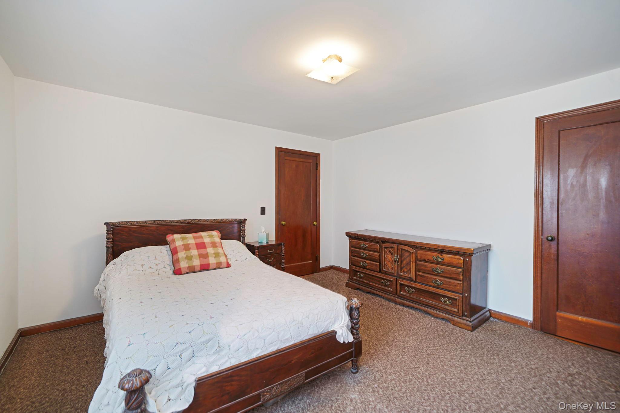 #14 photo, 64 John Street, 東長島 Patchogue , NY 11772