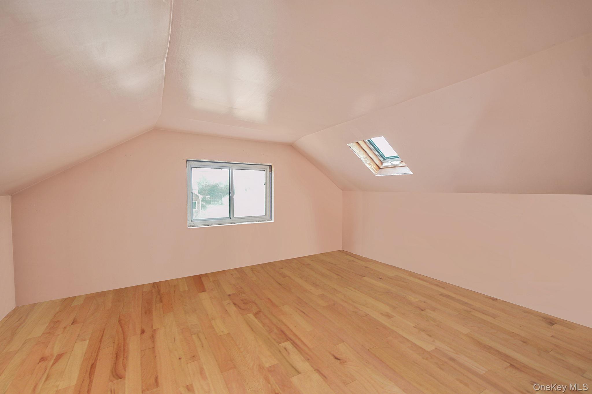 #19 photo, 64 John Street, 東長島 Patchogue , NY 11772