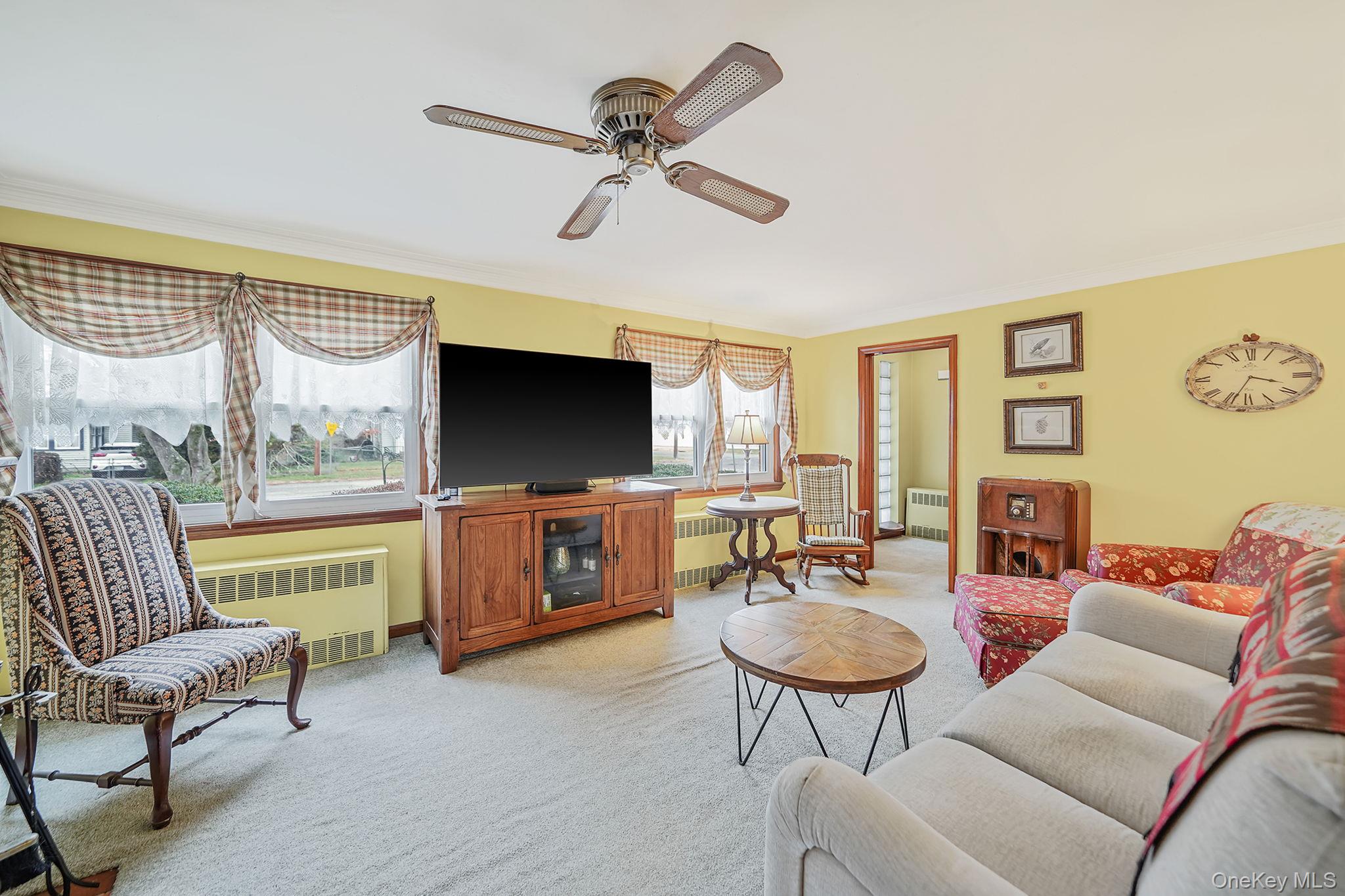 #4 photo, 64 John Street, 東長島 Patchogue , NY 11772