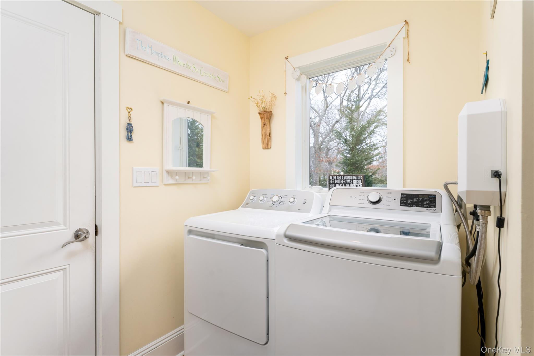 #13 photo, 61 Atlantic Avenue, מחוז סאפוק Hampton Bays , NY 11946