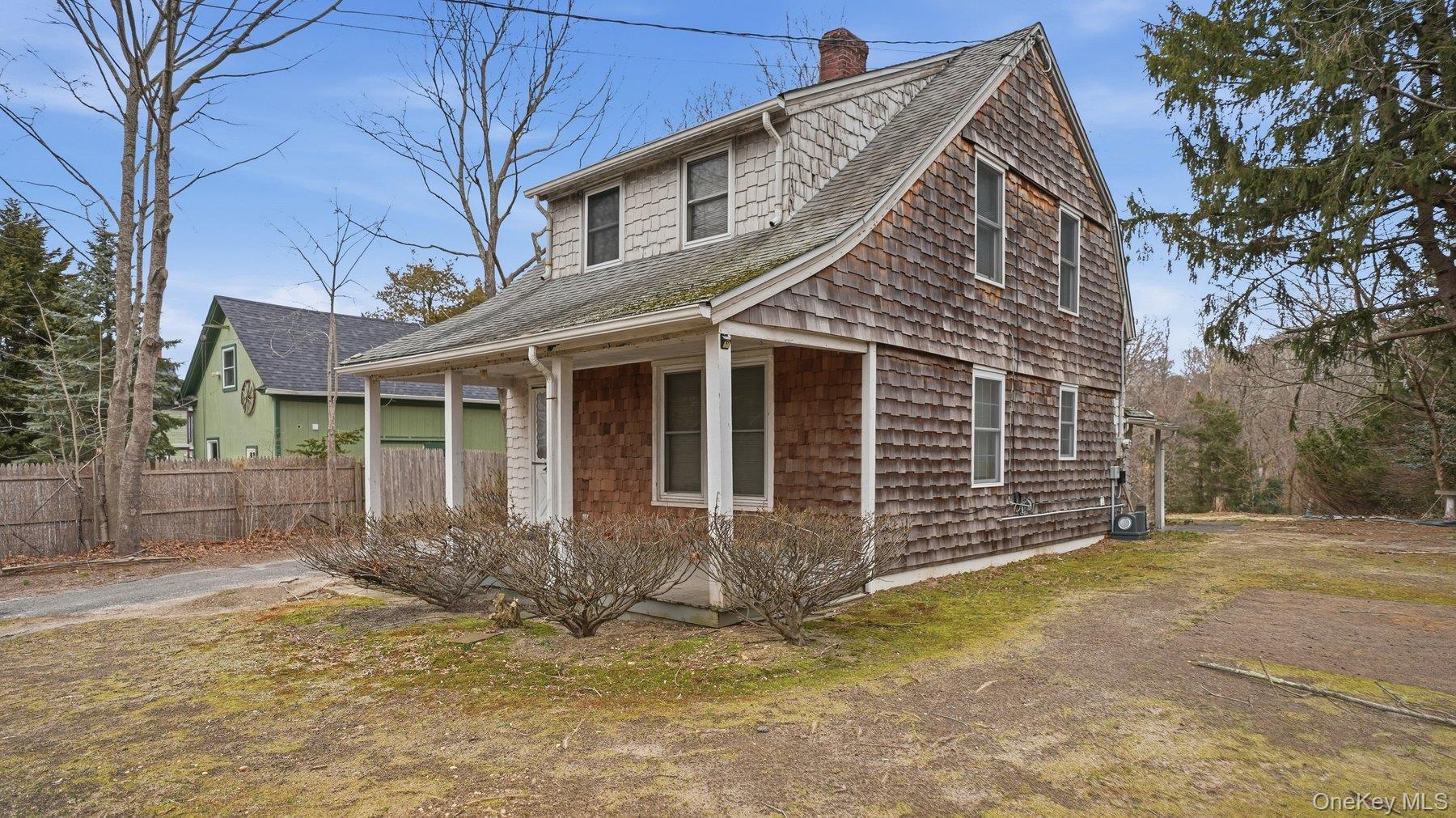 #1 photo, 28 & 34 Townsend Avenue, 东长岛 汉普顿 Flanders , NY 11901