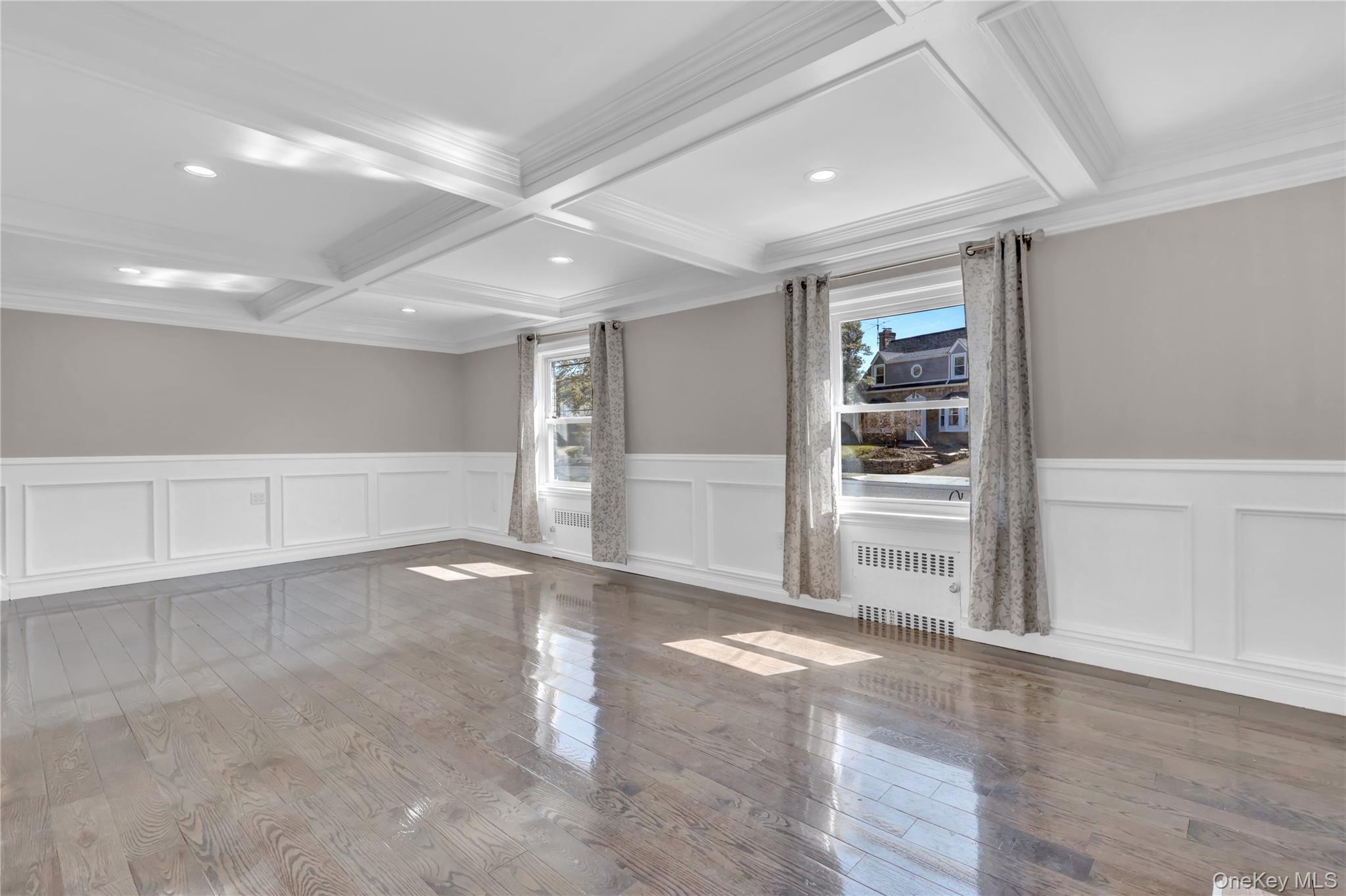 #7 photo, 154 California Avenue, Freeport , NY 11520