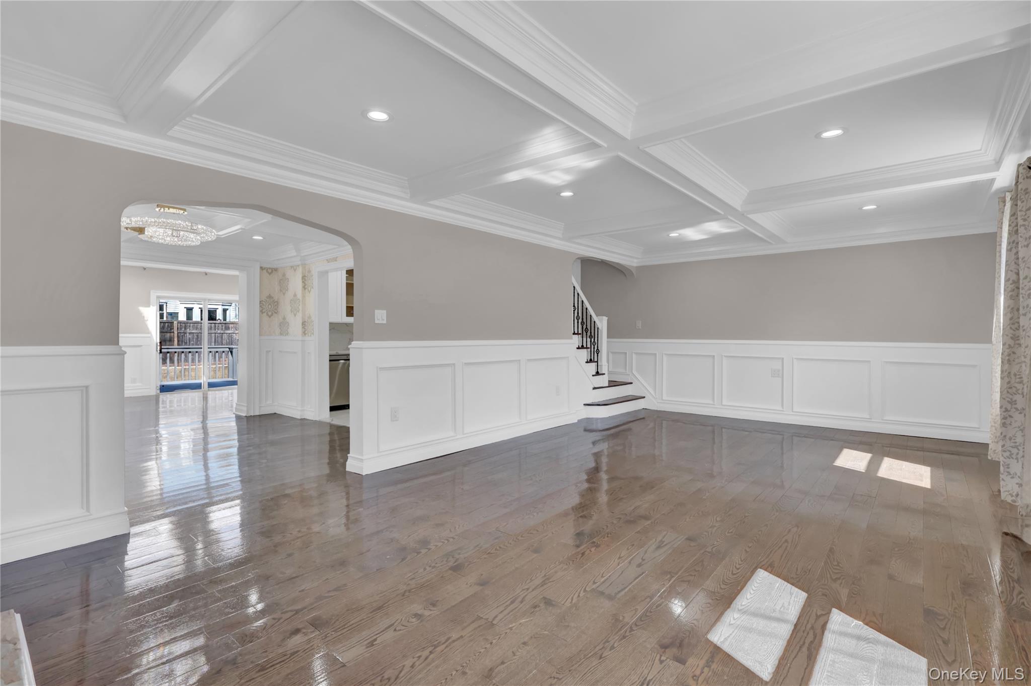 #8 photo, 154 California Avenue, Freeport , NY 11520