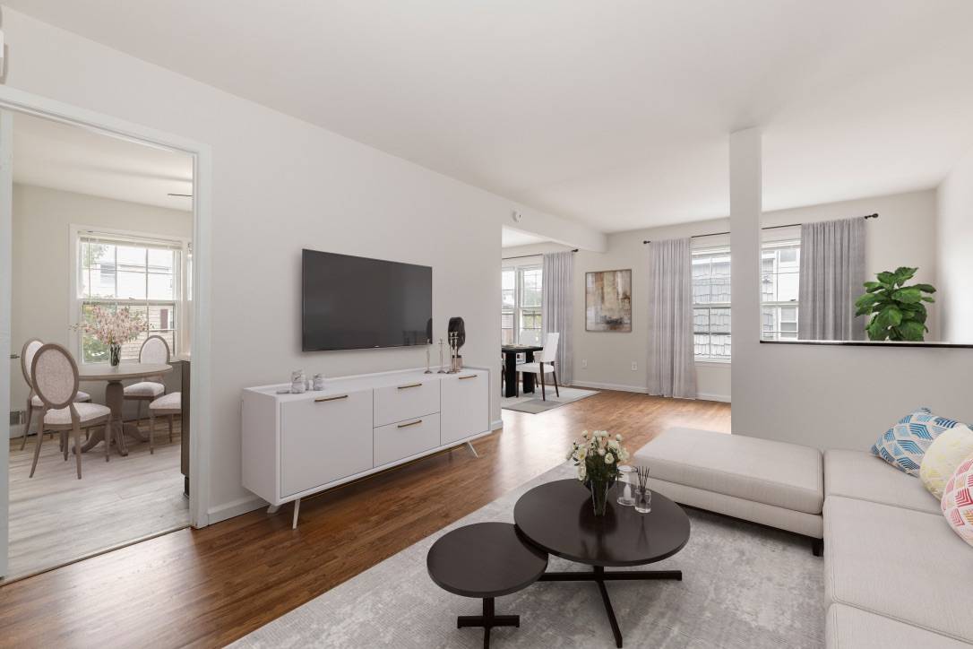 #20 photo, 215-03 17th Avenue, Bayside , NY 11360