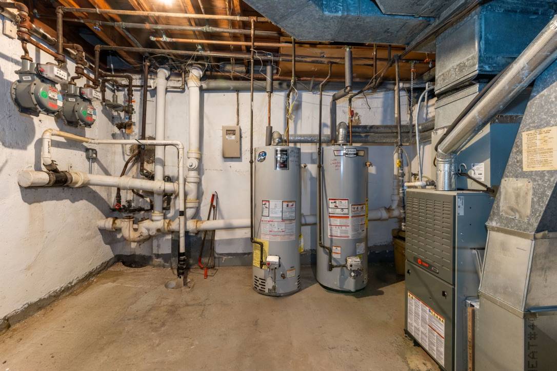 #29 photo, 215-03 17th Avenue, Bayside , NY 11360