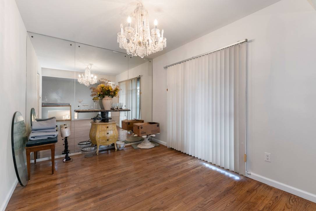 #6 photo, 215-03 17th Avenue, Bayside , NY 11360