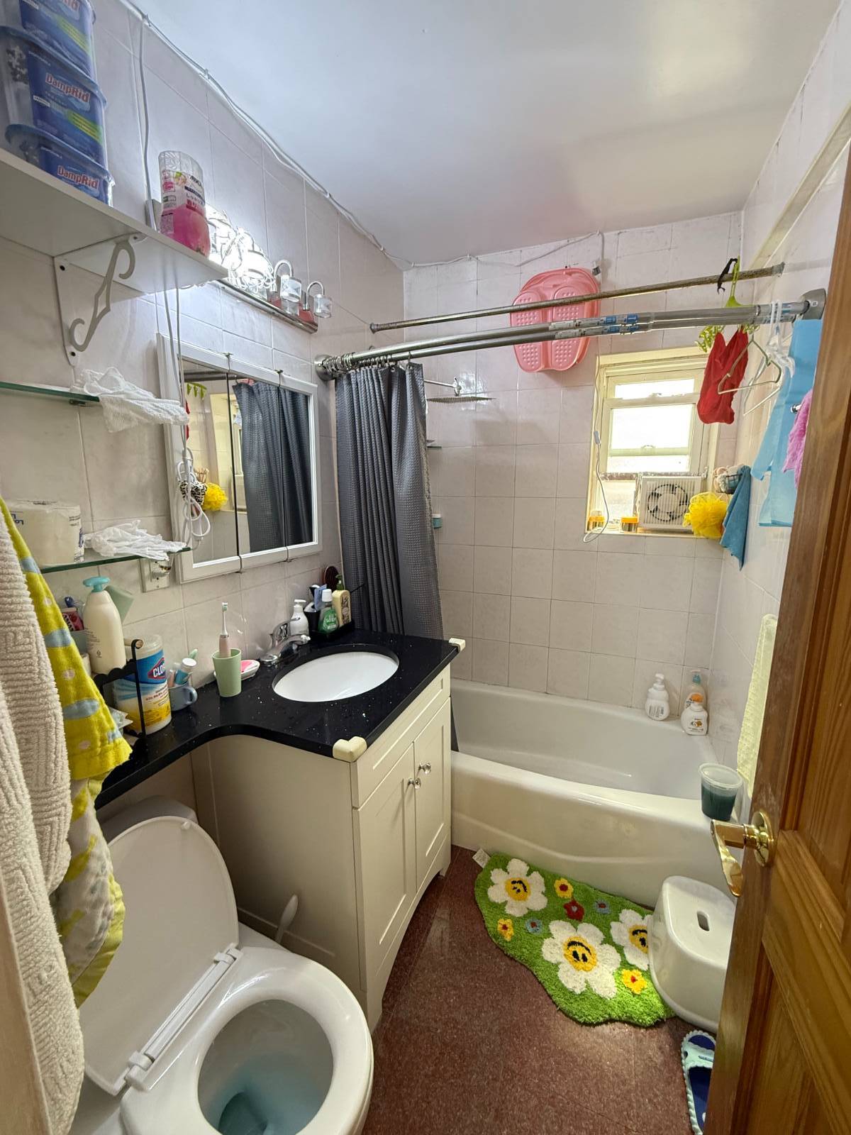 #9 photo, 144-70 41 Ave., #6E, Flushing , NY 11355