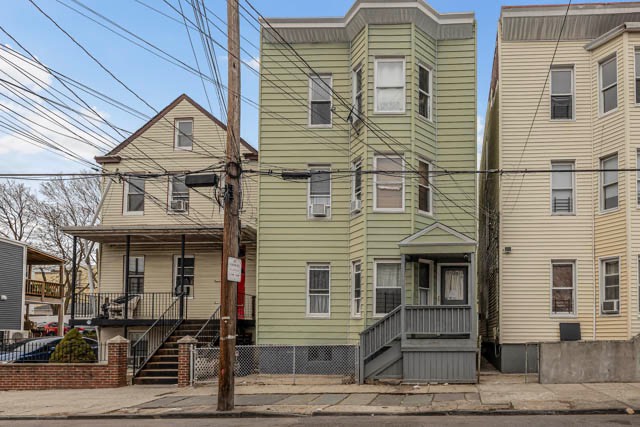 #1 photo, 139 Voss Ave, Yonkers , NY 10703