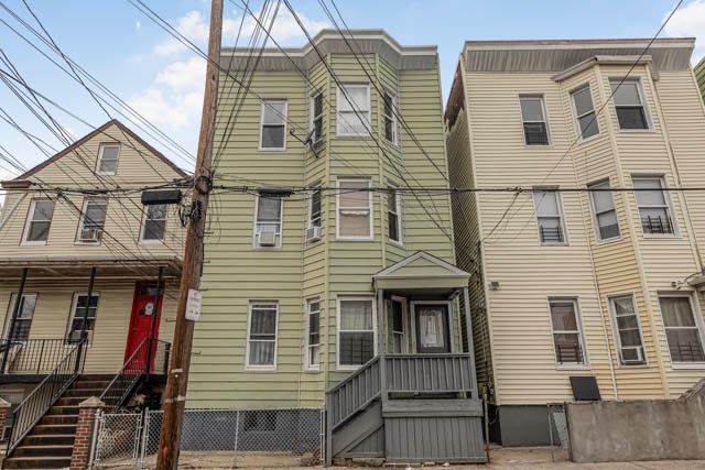 #2 photo, 139 Voss Ave, Yonkers , NY 10703