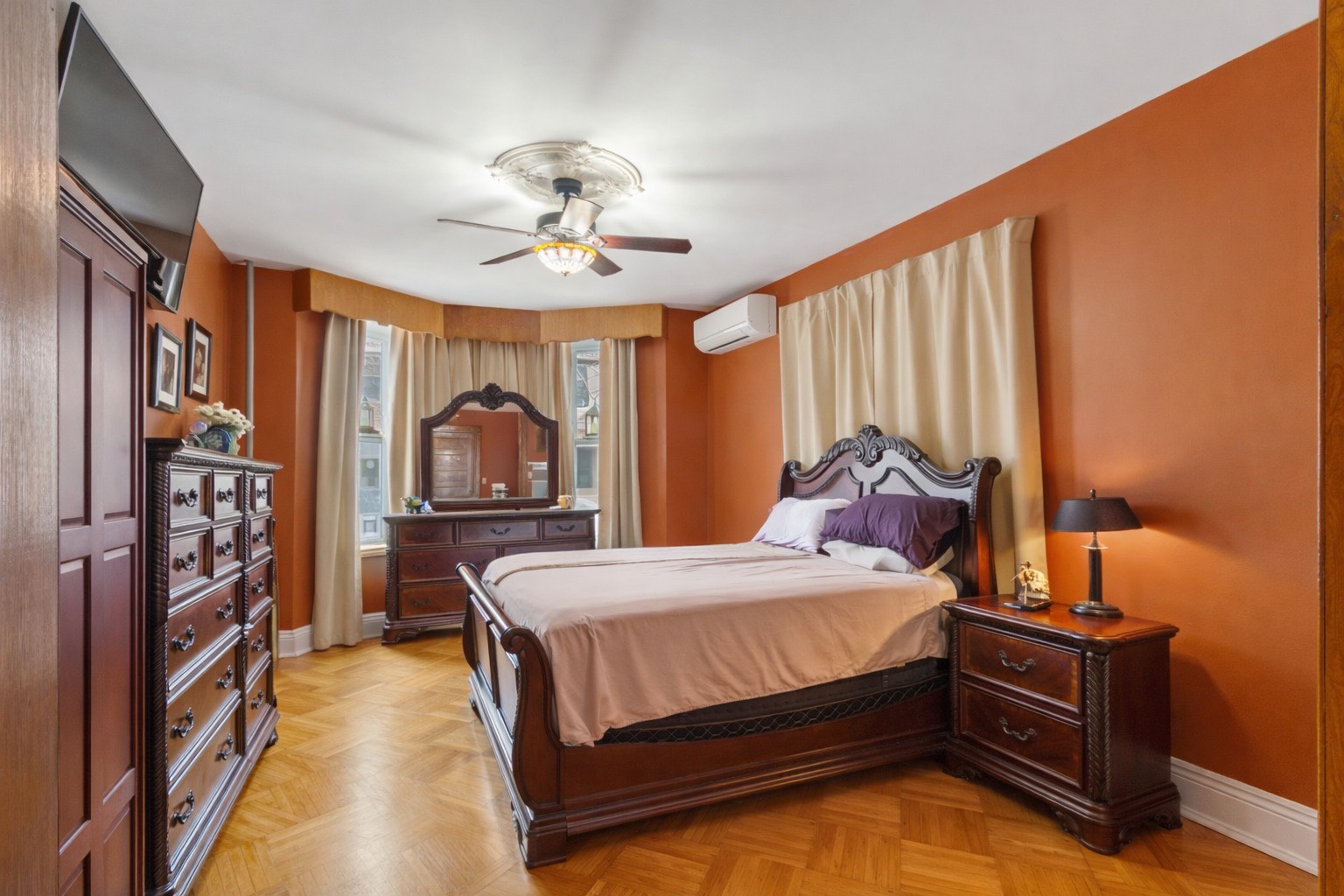 #4 photo, 568 74th Street, 湾脊 Bay Ridge , NY 11209