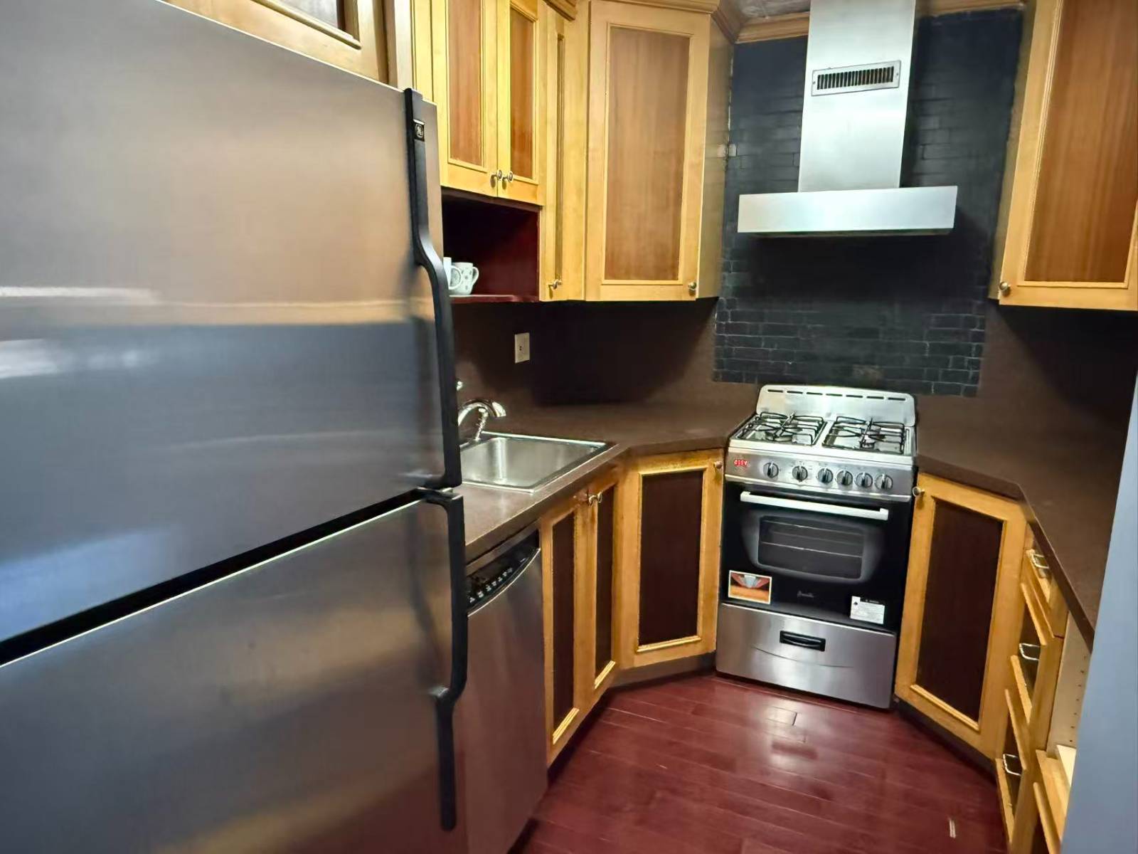 #6 photo, 67-107  BURNS STREET, #3B, Forest Hills , NY 11375