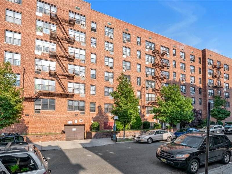 #17 photo, 425 East 26th St, #3H, Flatbush , NY 11226